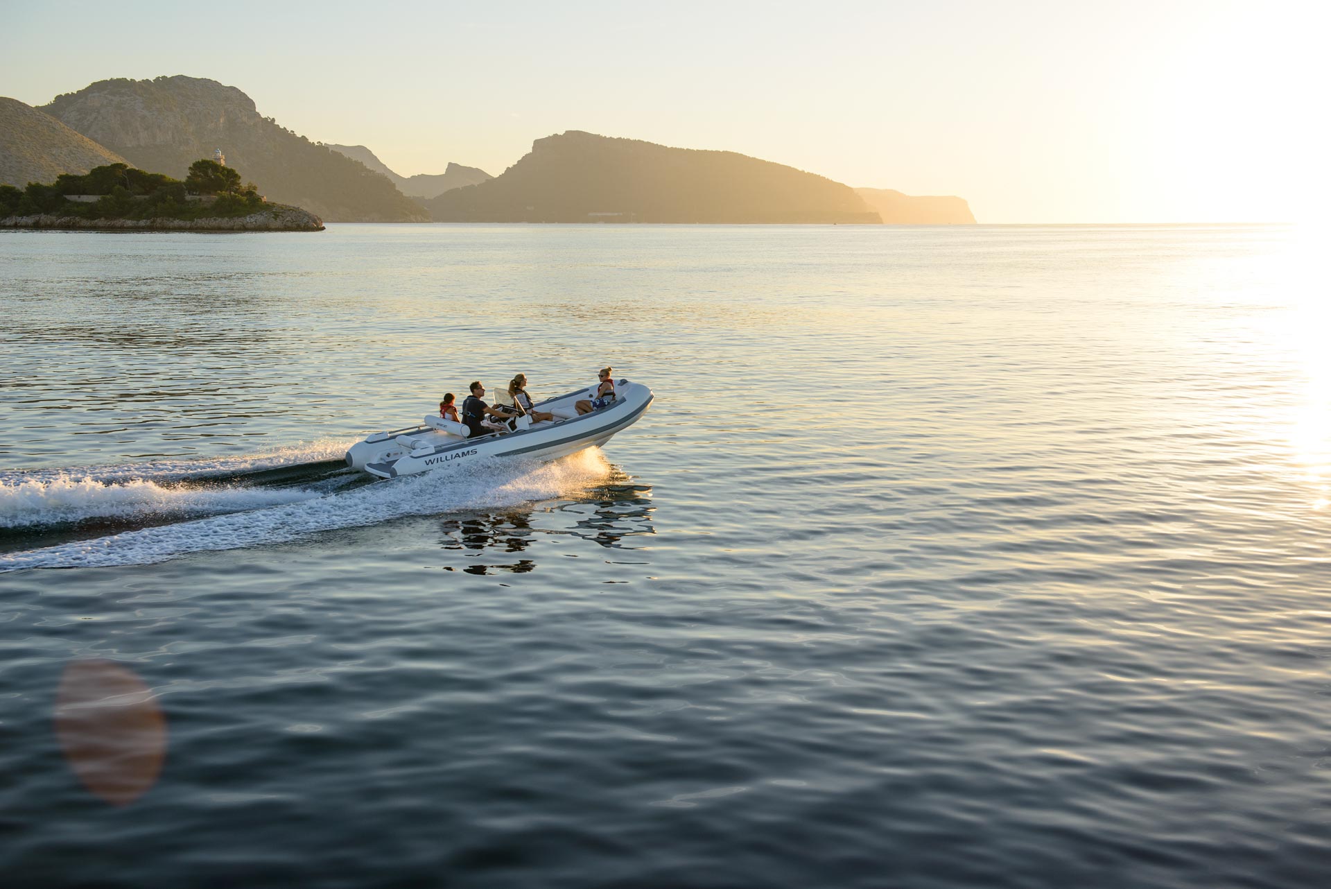 2024 Williams Jet Tenders Sportjet 520