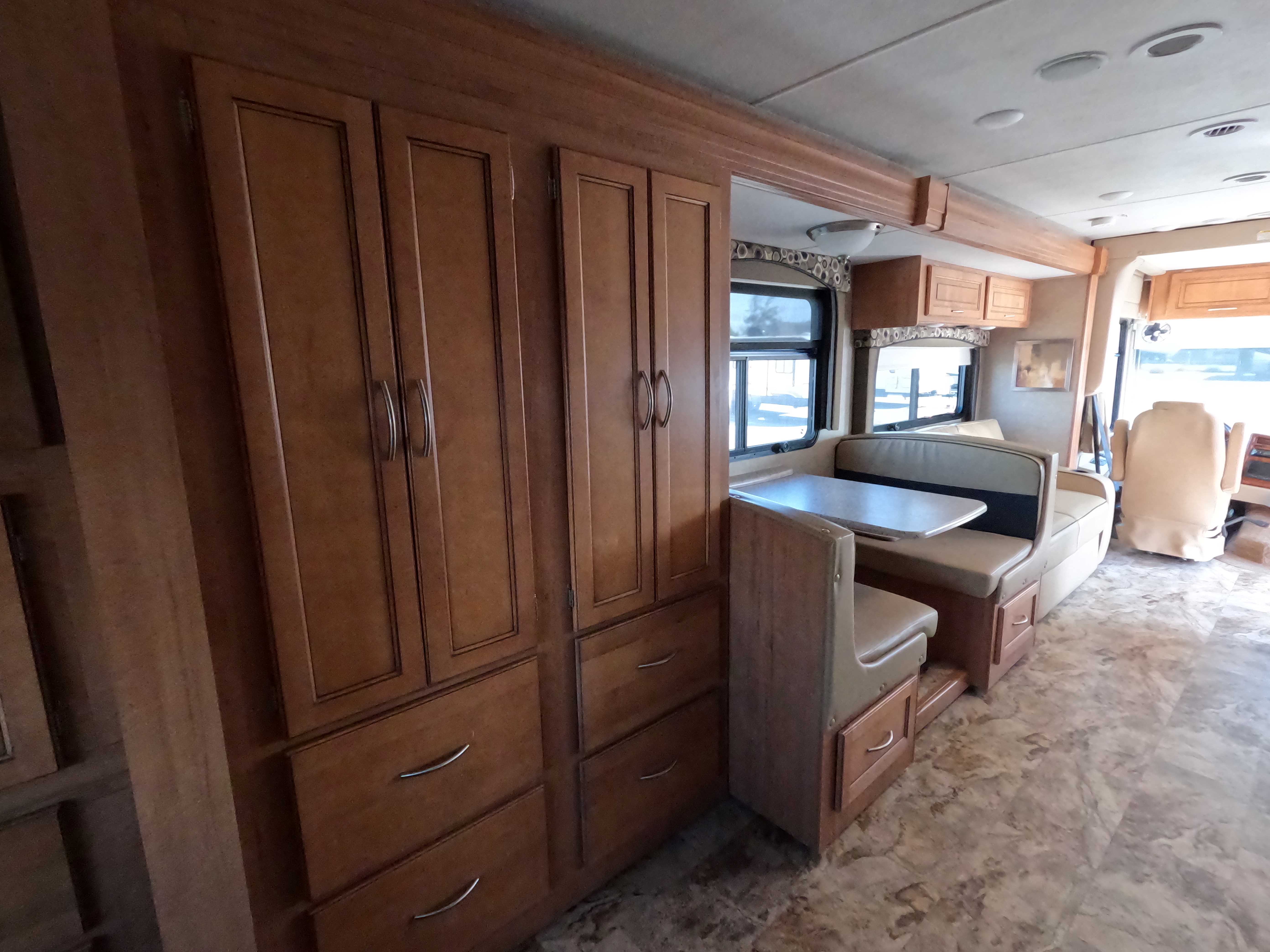 2016 Coachmen Mirada 31FW-6