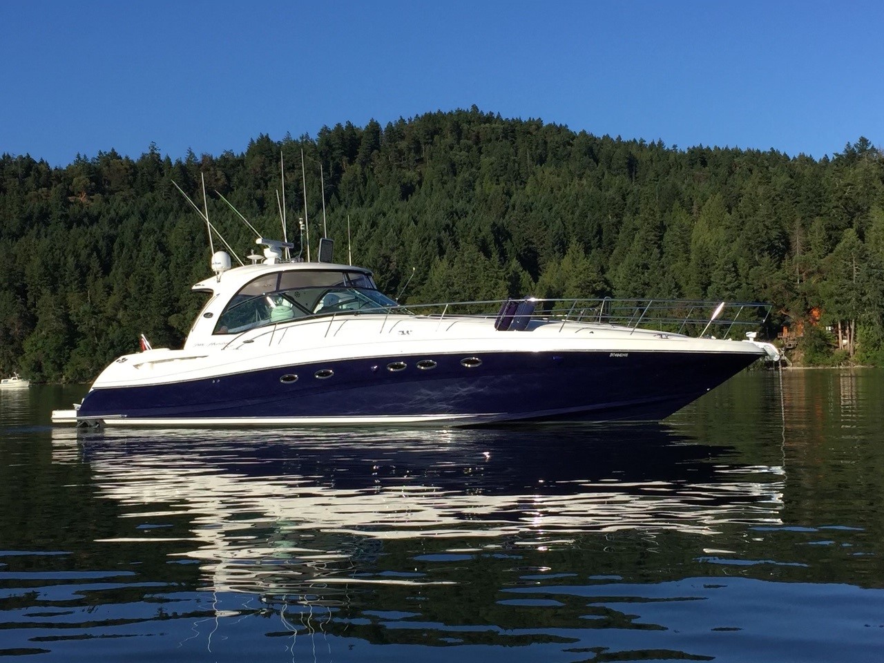 Pre-Owned 2005 Sea ray Sundancer 500 for Sale | Vancouver, BC | M&P Yacht Centre | 65dd1116bfae0693480cfe2e
