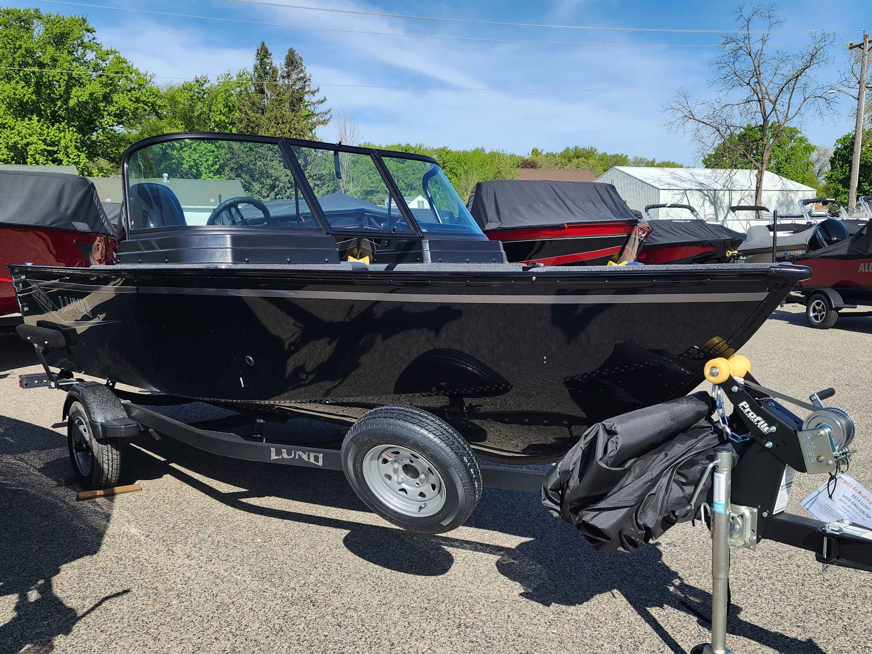 2024 Lund Boat Co. 1650 ANGLER SP