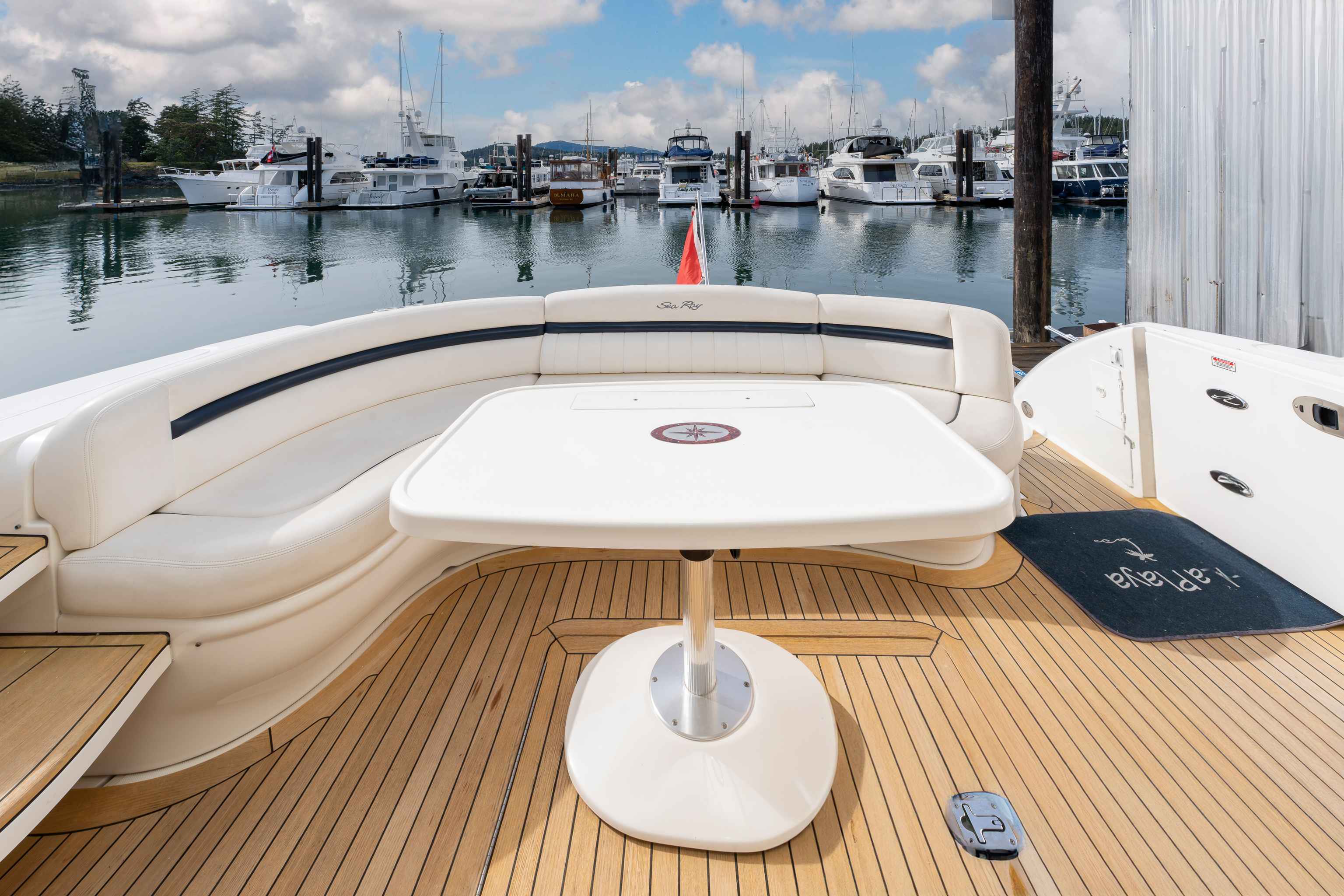 Pre-Owned 2005 Sea ray Sundancer 500 for Sale | Vancouver, BC | M&P Yacht Centre | 65dd1116bfae0693480cfe2e