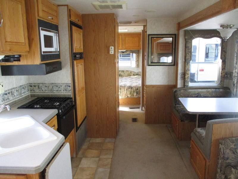 2005 Holiday Rambler Alumascape 28SKS-8