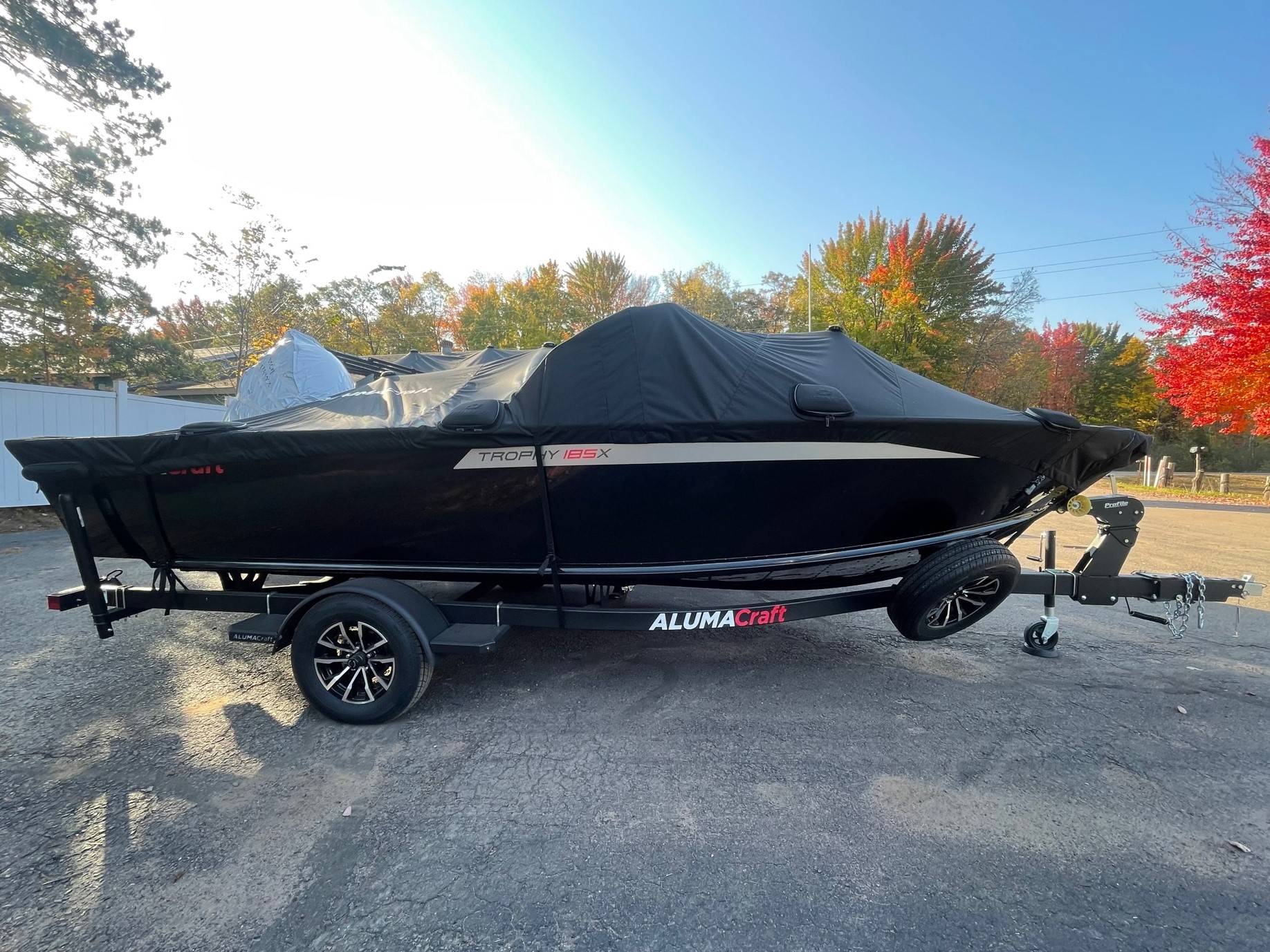 2025 Alumacraft TROPHY185FSX/SP