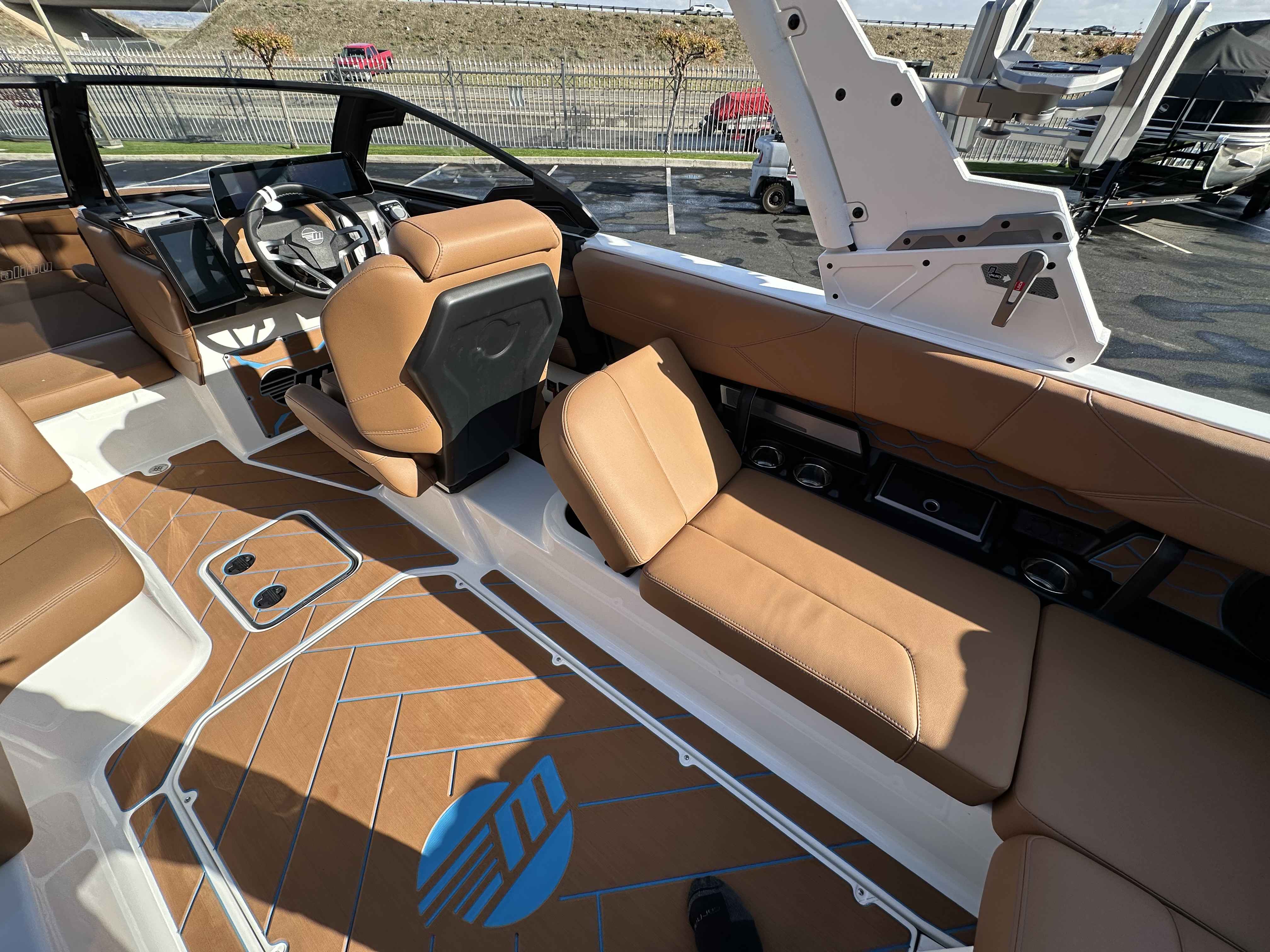 2025 Malibu Wakesetter 23 LSV-11