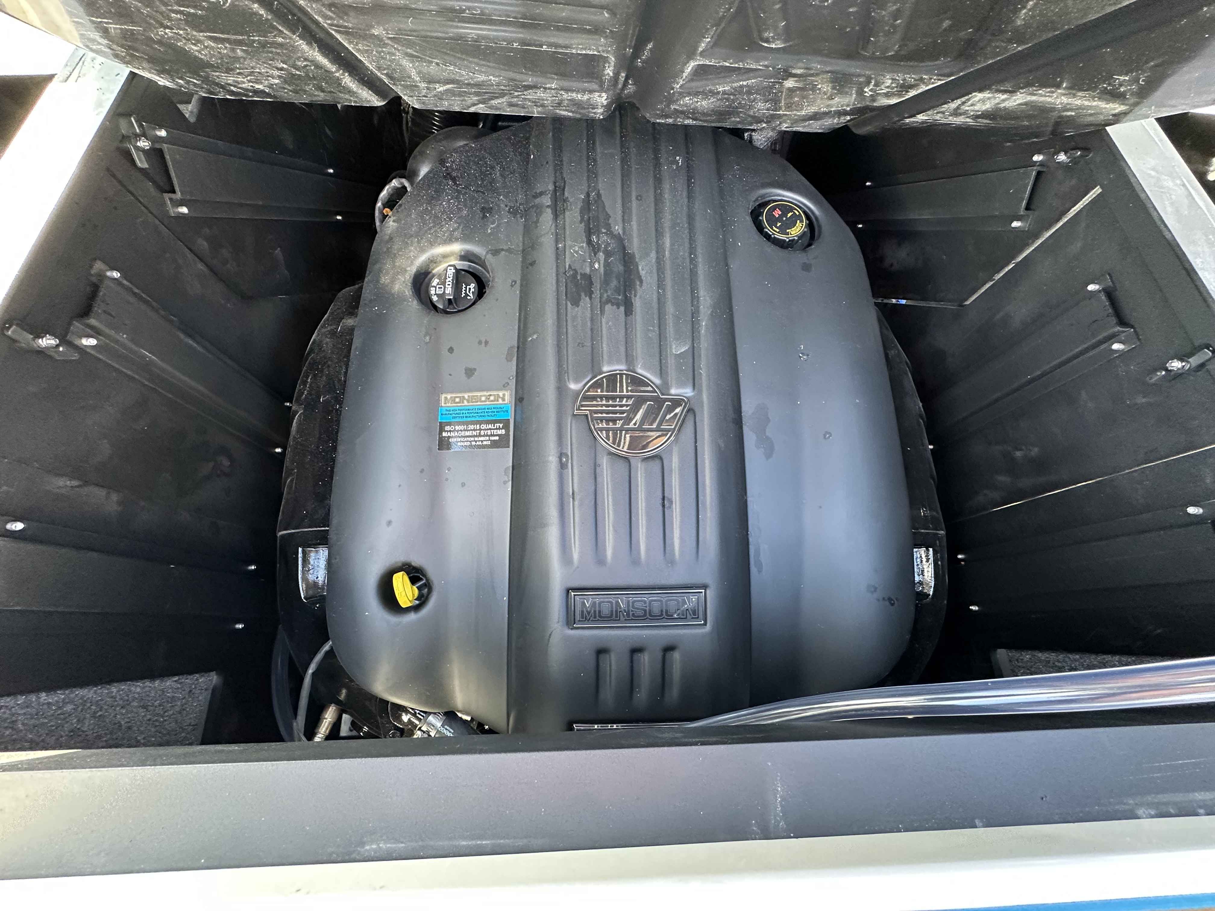 2025 Malibu Wakesetter 23 LSV-13