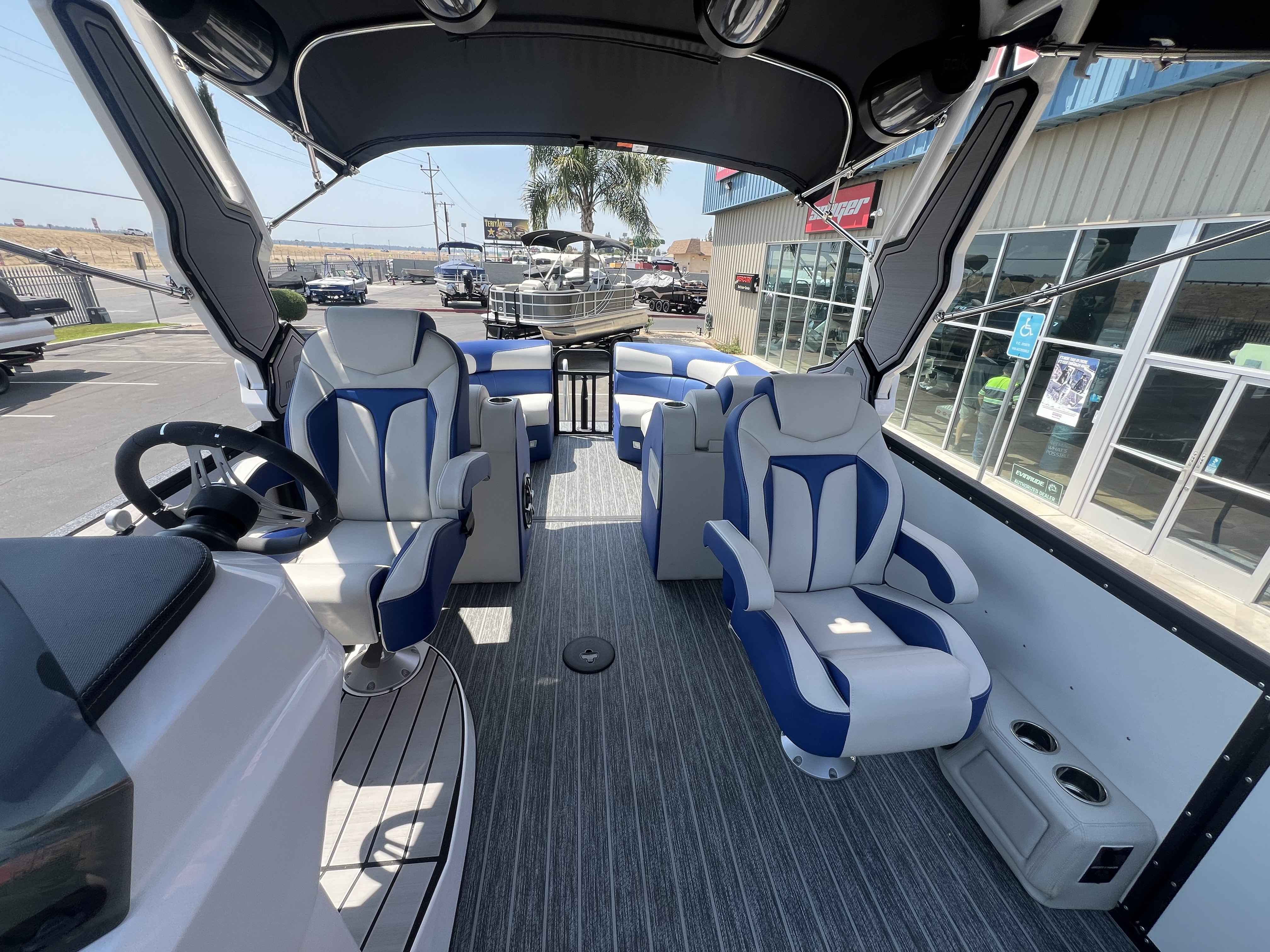 2024 Montara 25 Surf Boss CWDH-8