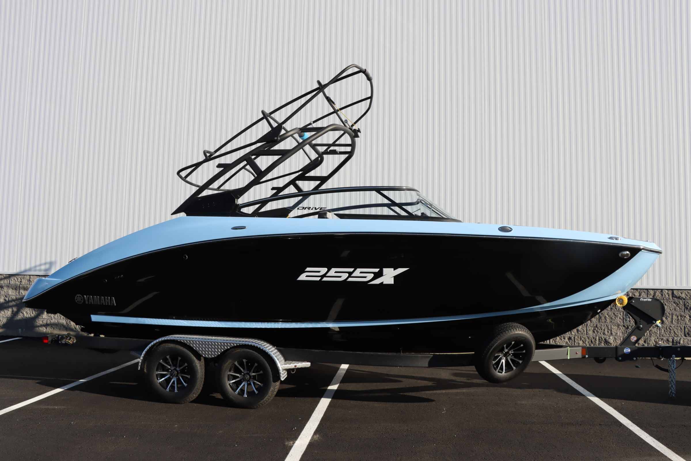 2025 YAMAHA 255XD0