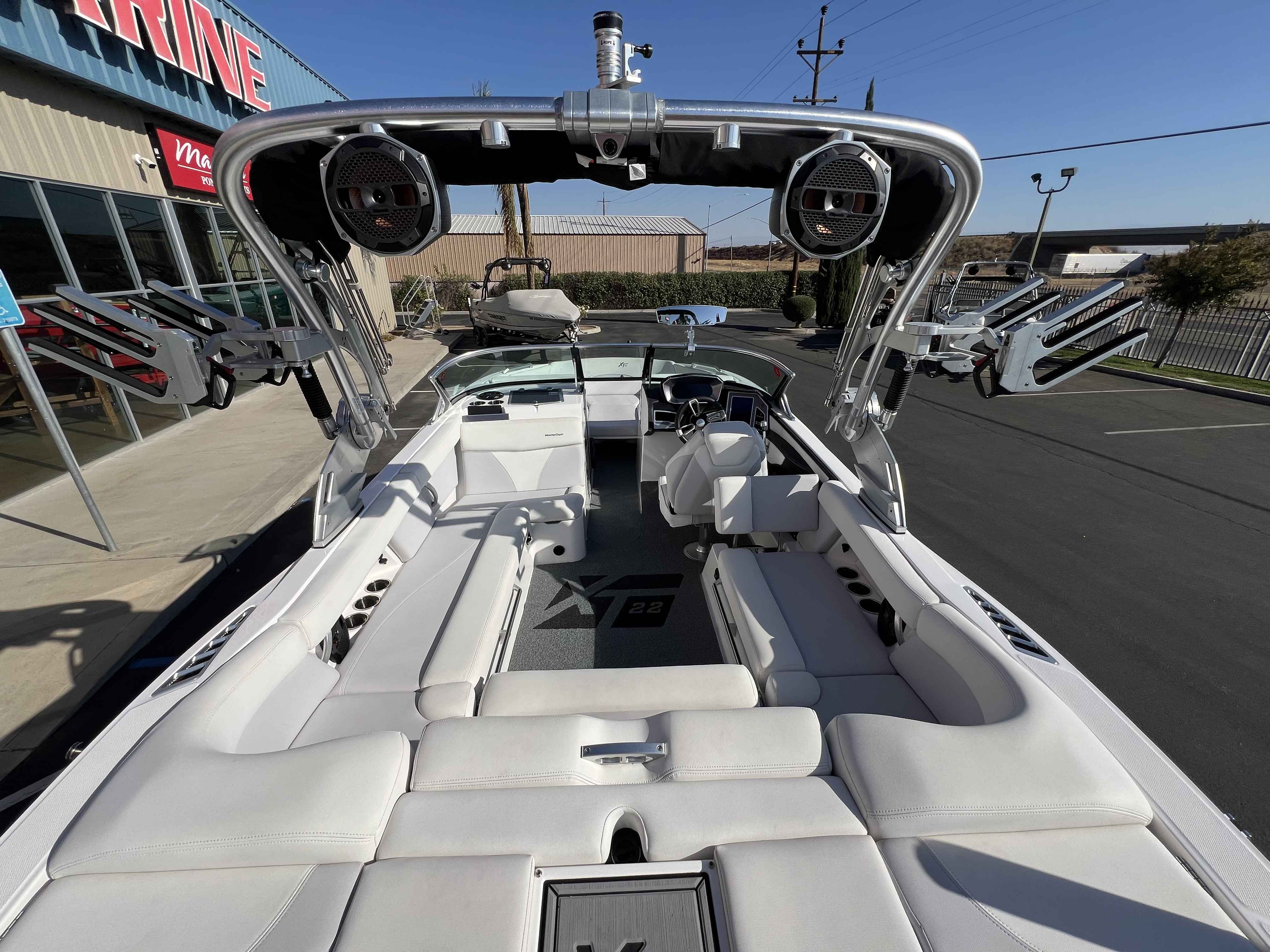 2019 Mastercraft XT22-5