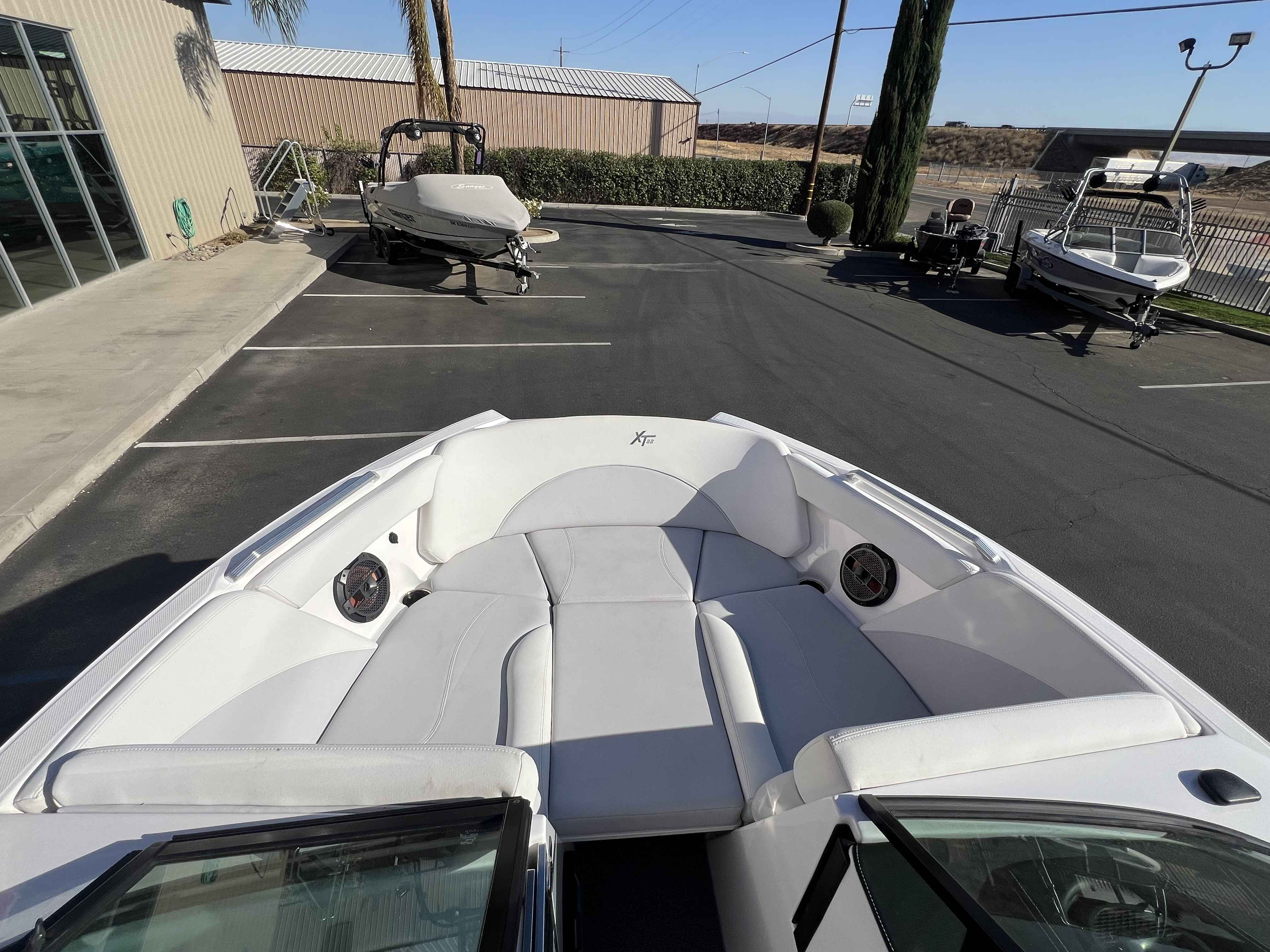 2019 Mastercraft XT22-9