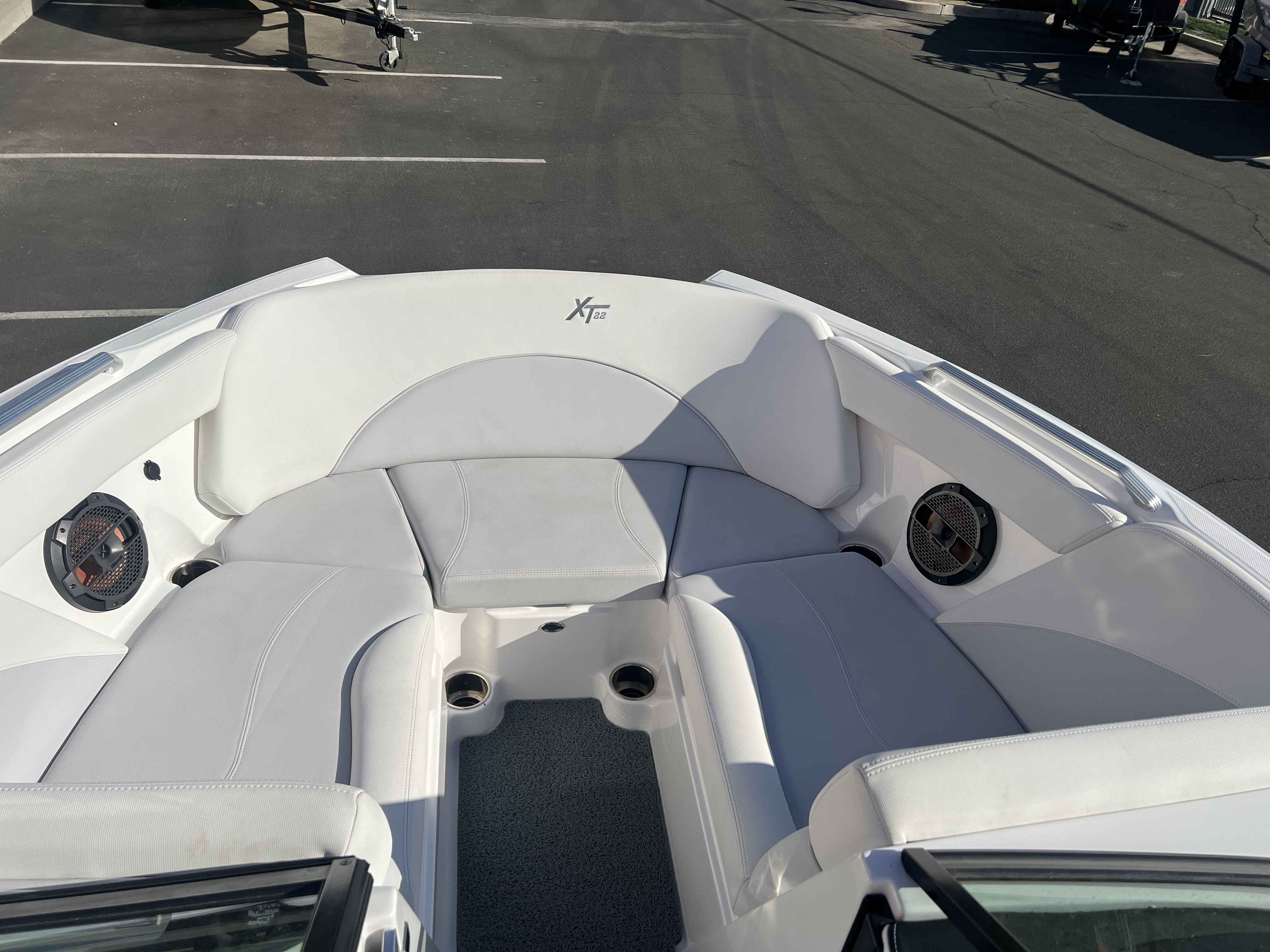 2019 Mastercraft XT22-10
