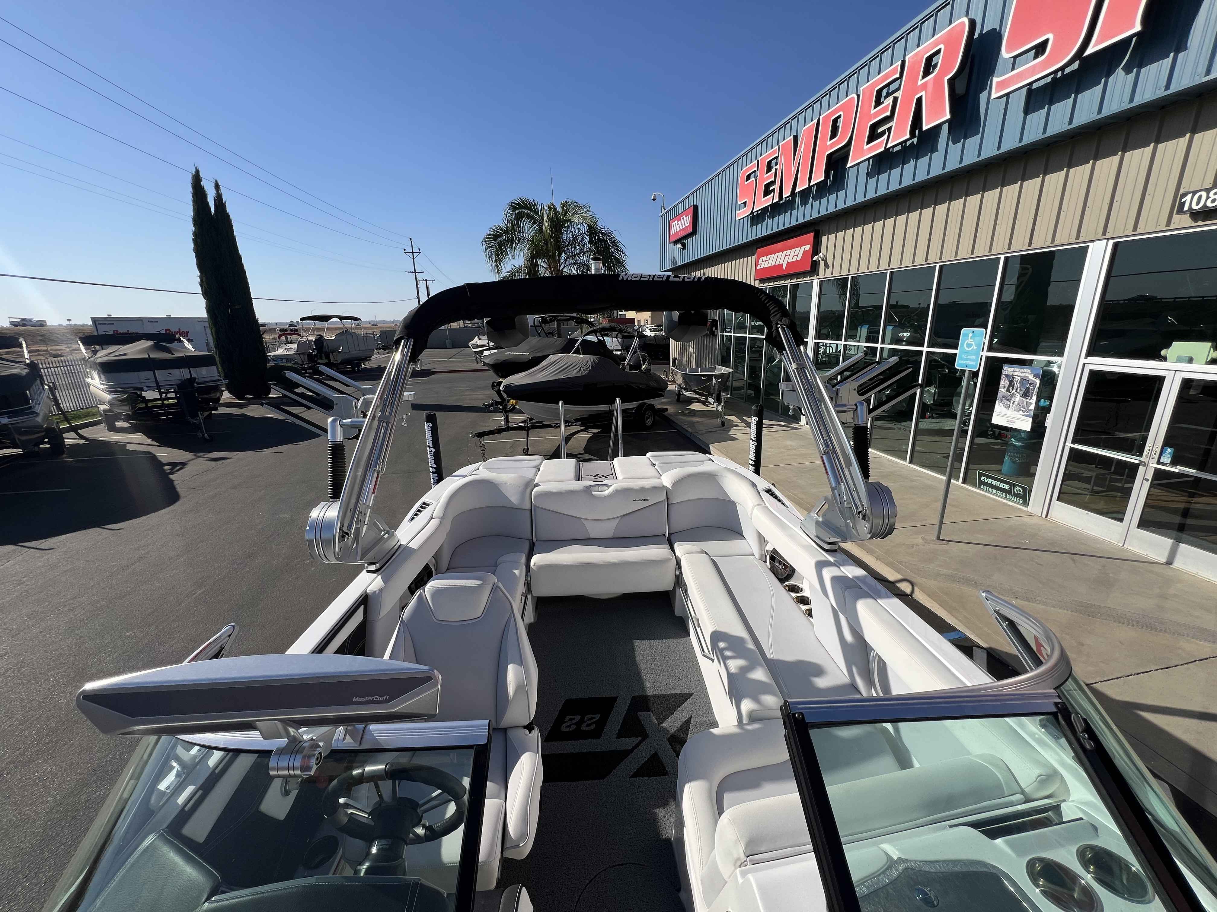 2019 Mastercraft XT22-11