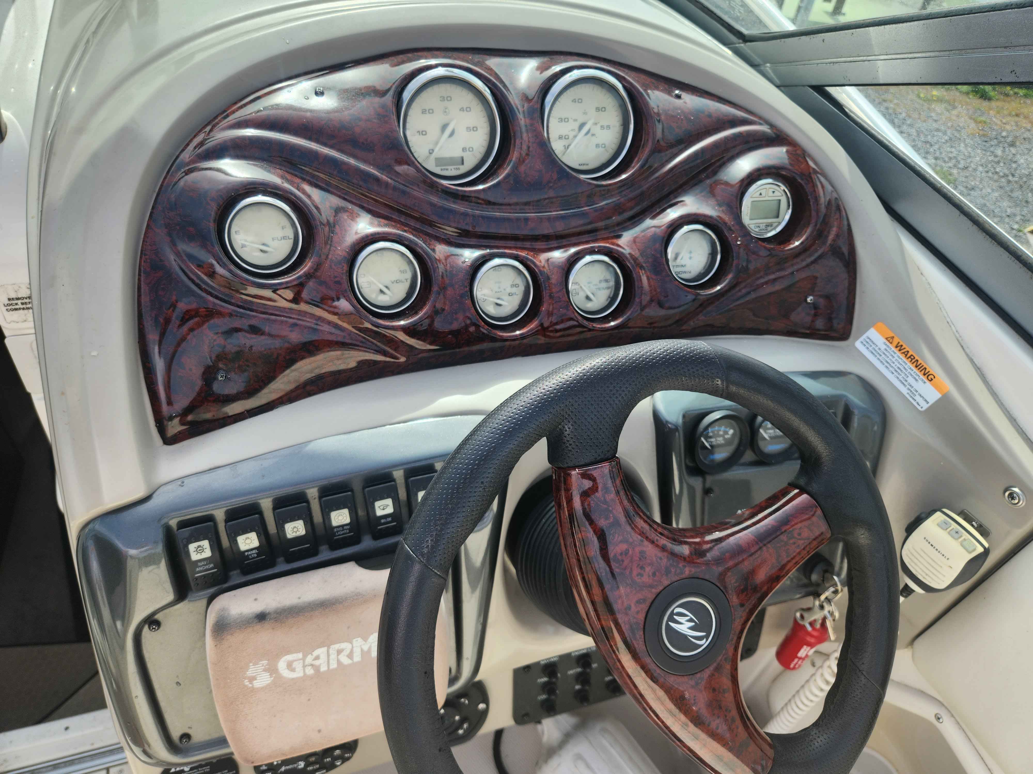 2005 Monterey 250 Cruiser-15