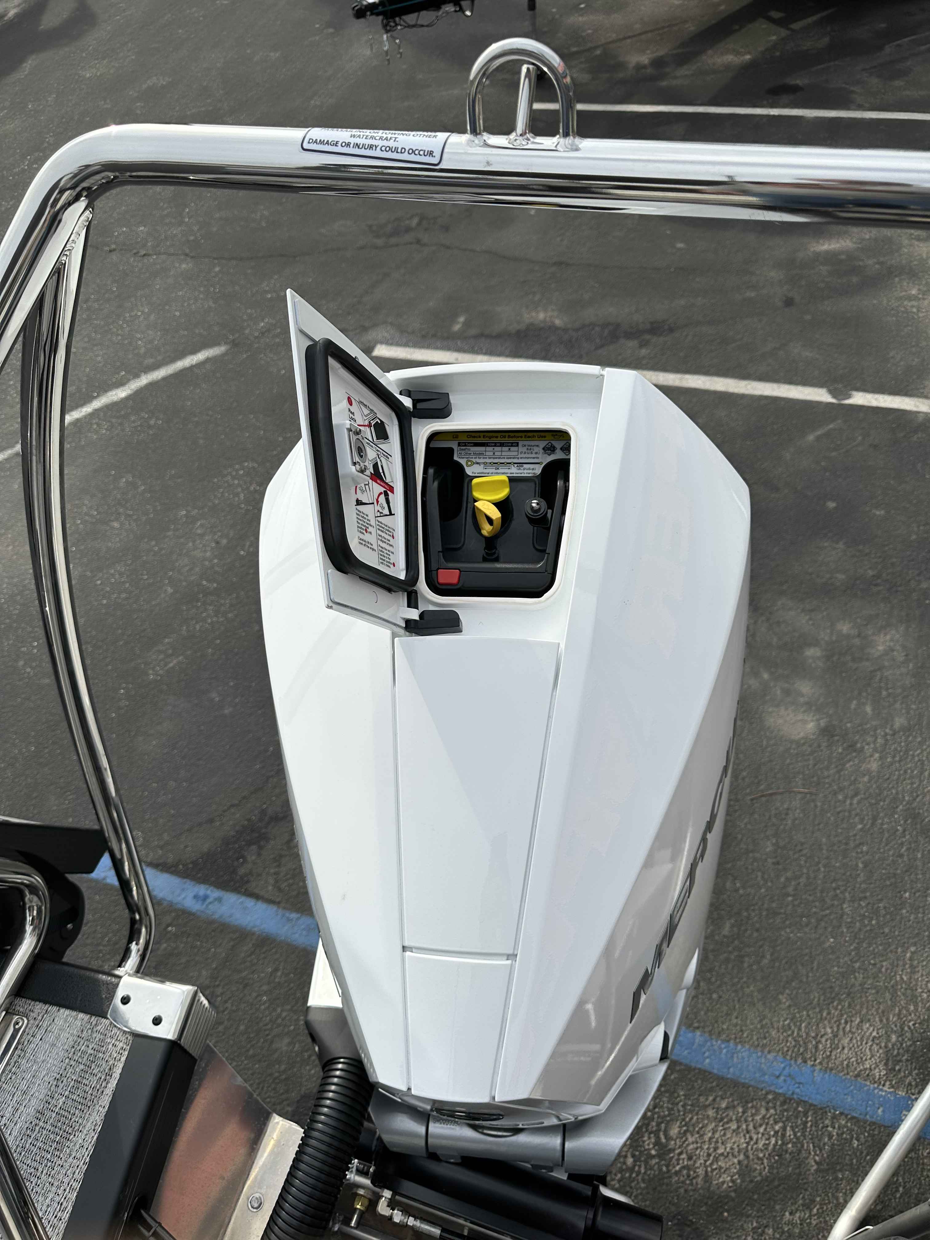 2025 Bennington 24 MFB-10