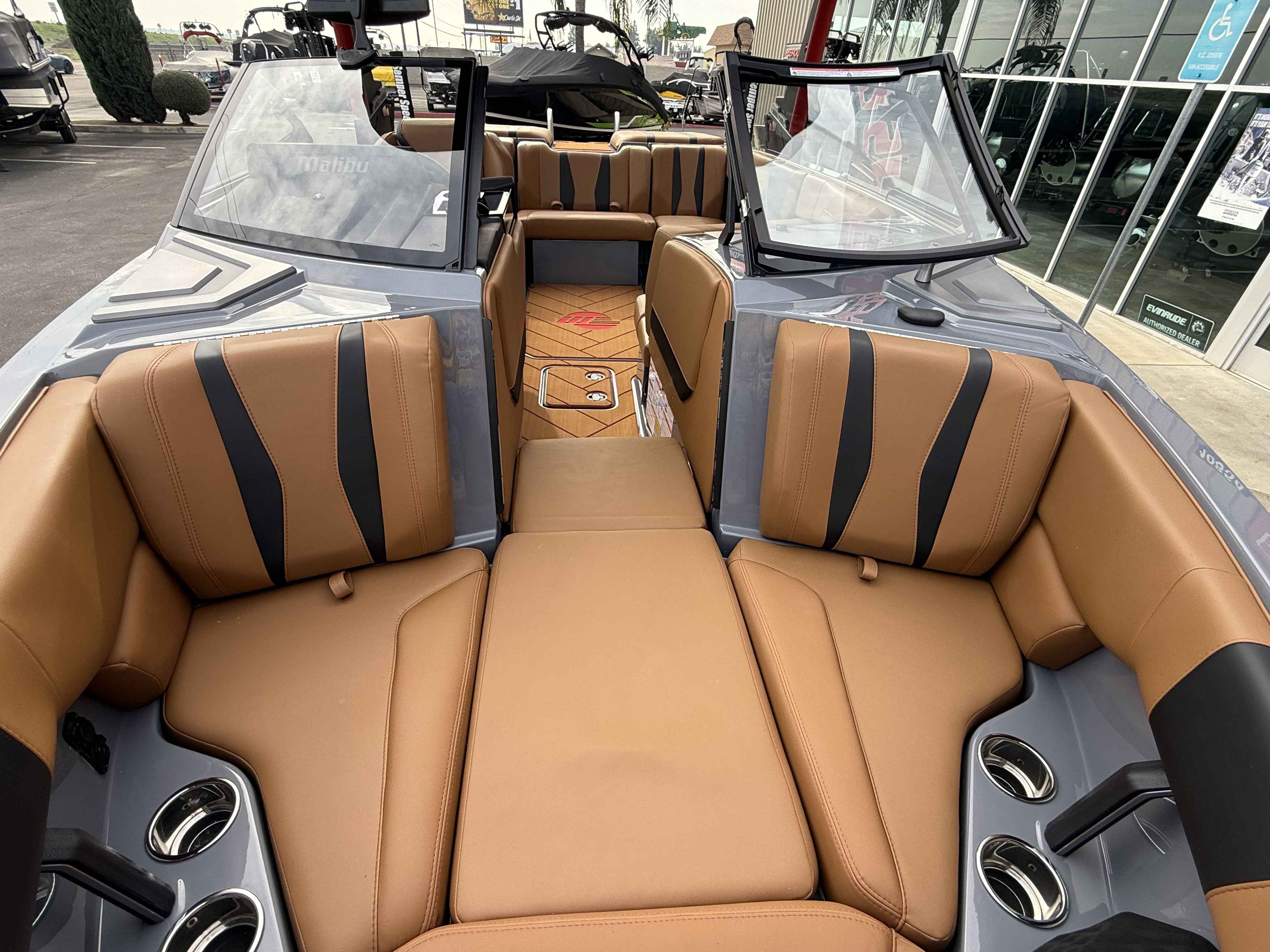 2025 Malibu Wakesetter 22 LSV-11