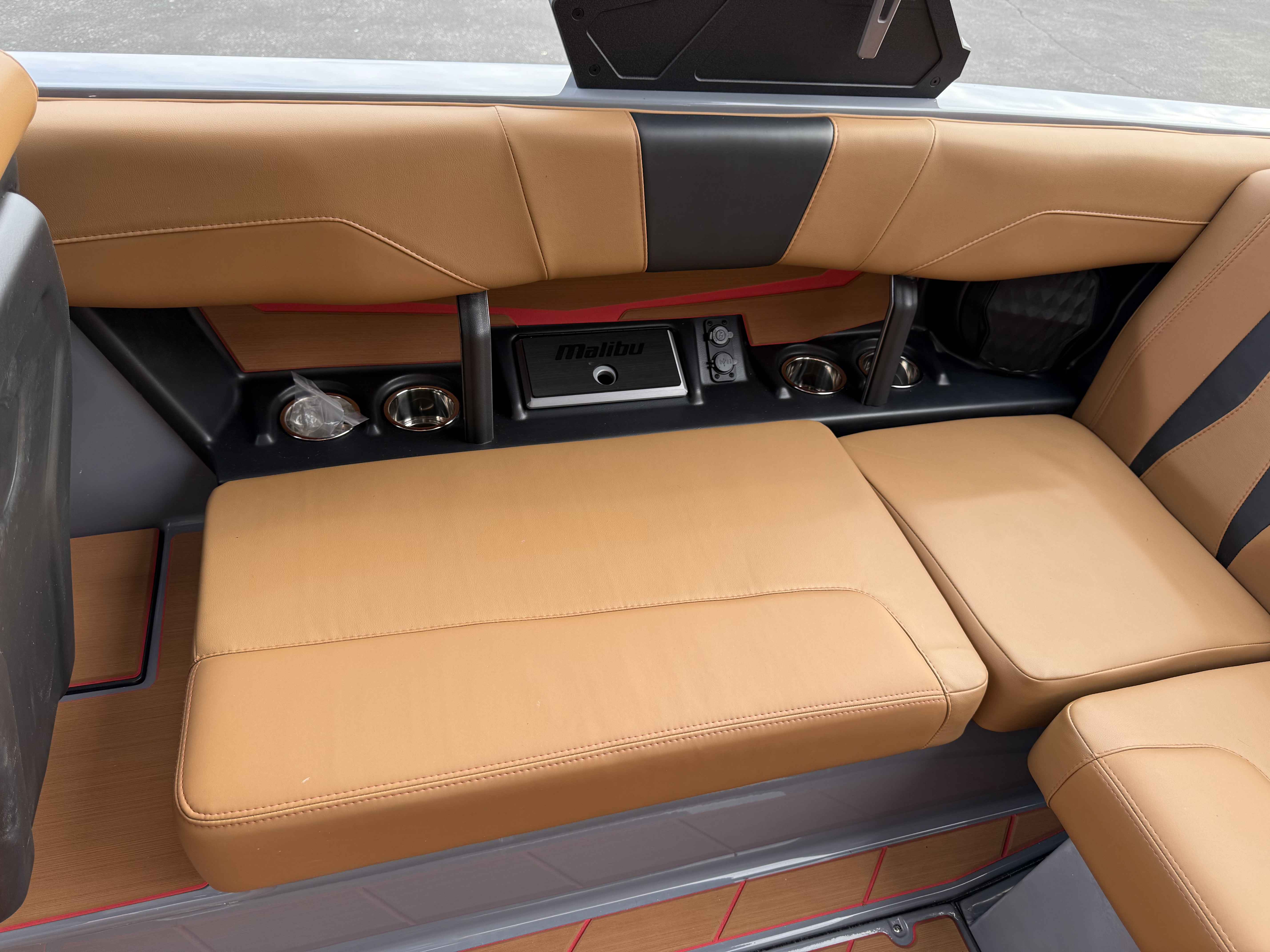 2025 Malibu Wakesetter 22 LSV-14