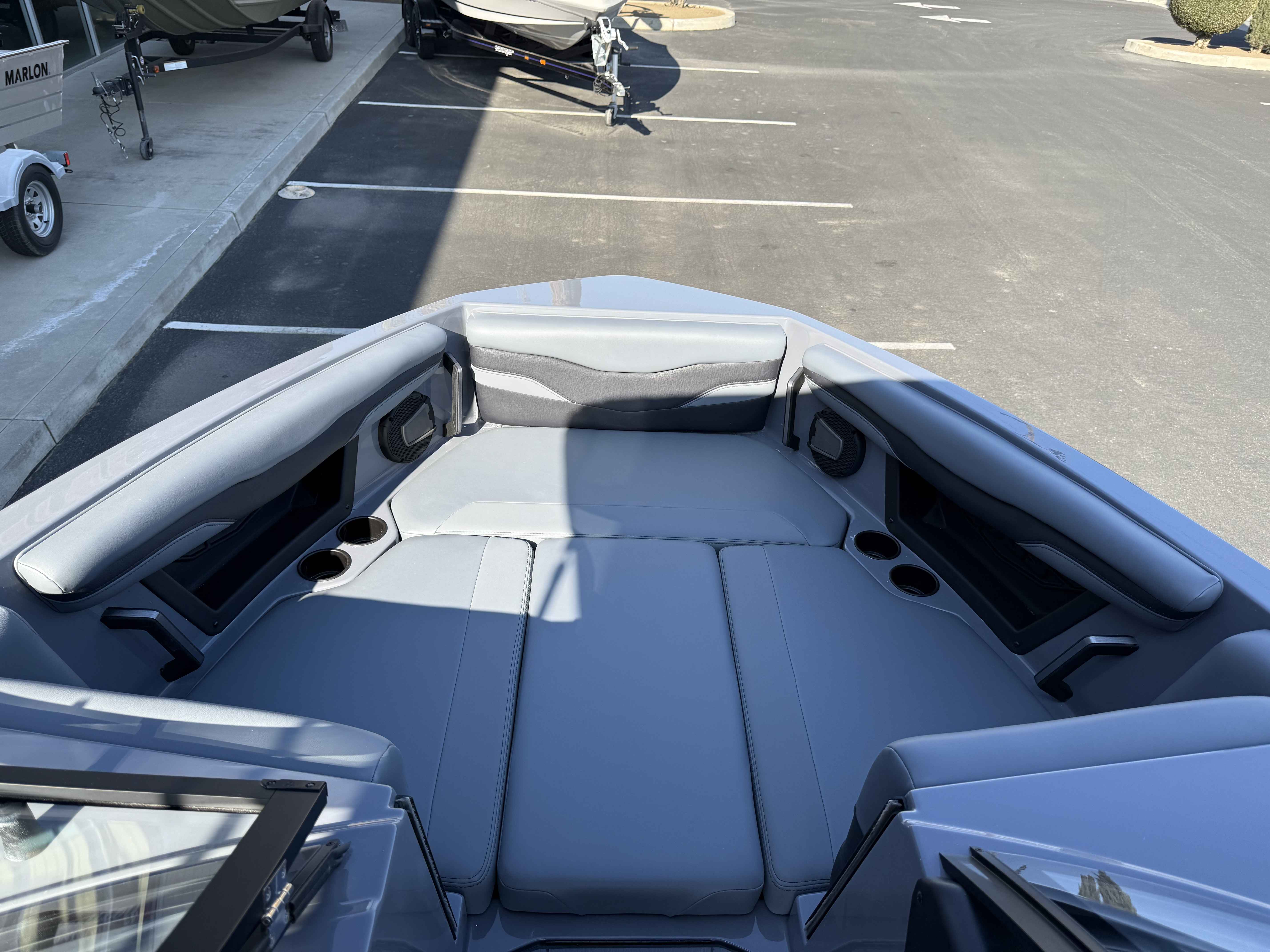 2025 Axis T235-11