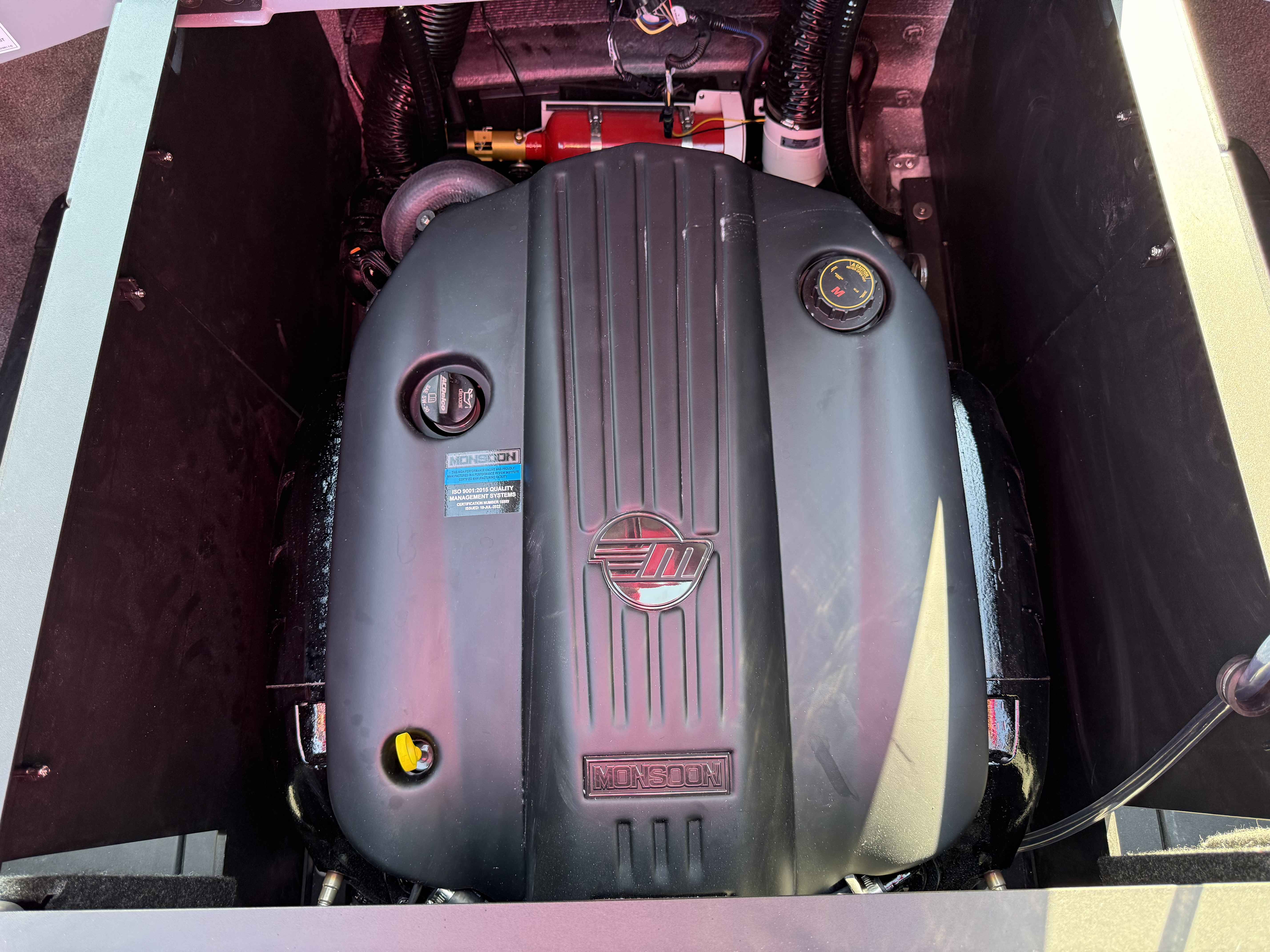2025 Axis T235-21