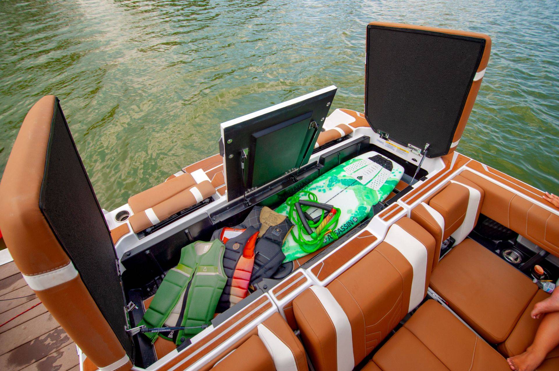 2025 Malibu Wakesetter 25 LSV-6