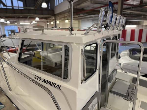 2025 Defiance  Admiral 220 EX-9