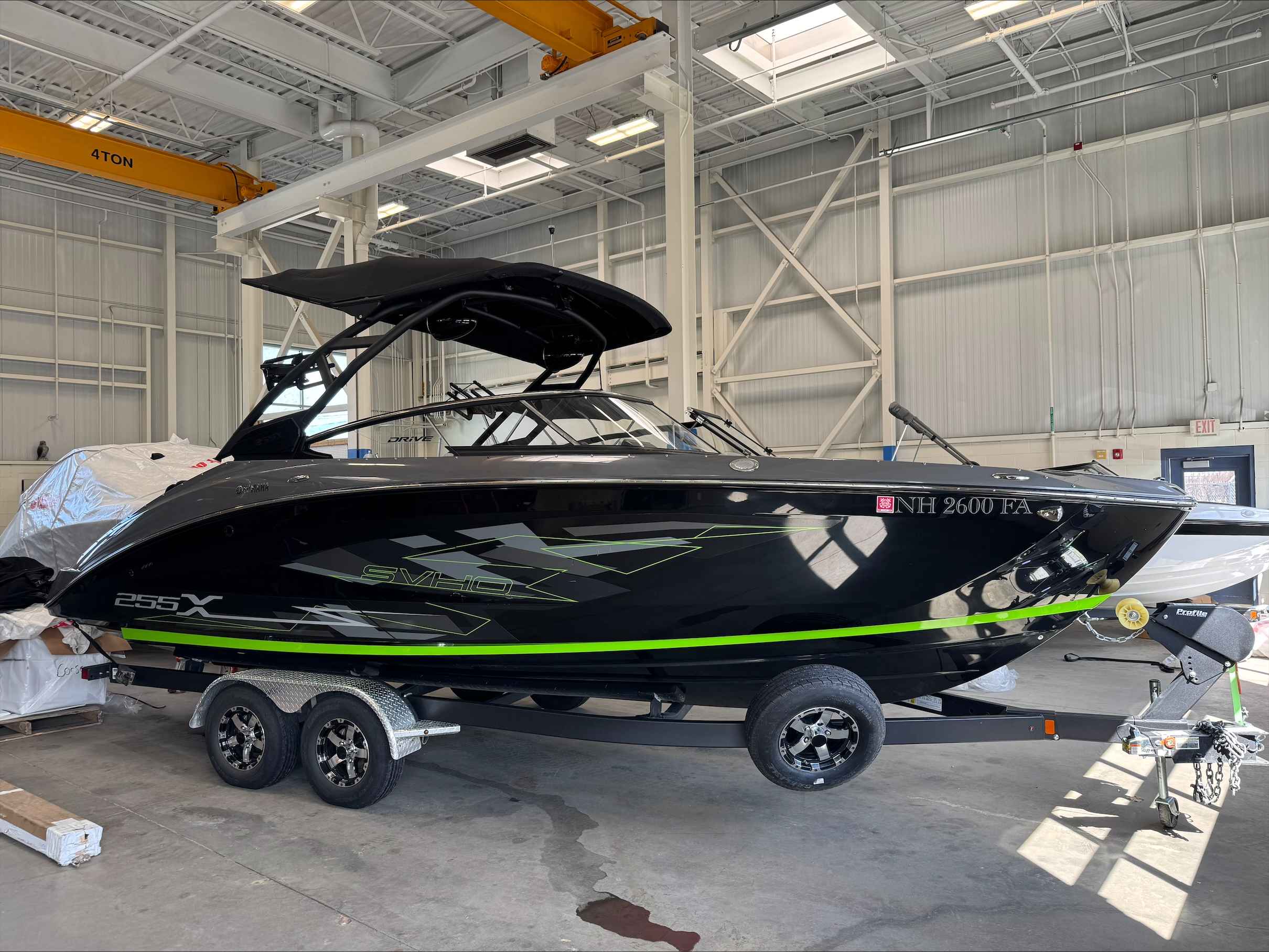 2021 YAMAHA 255XD0