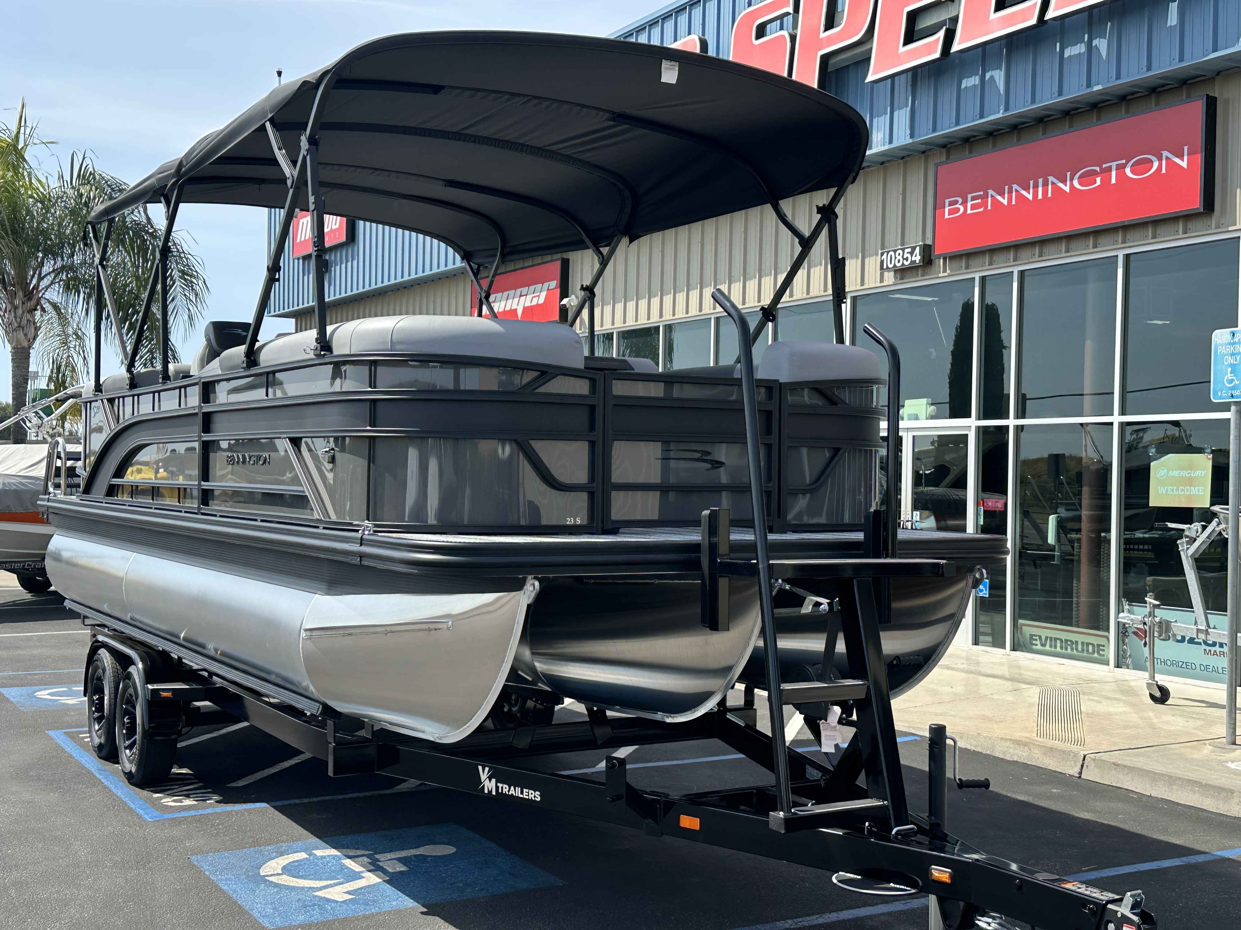 2025 Bennington 23S SR-3
