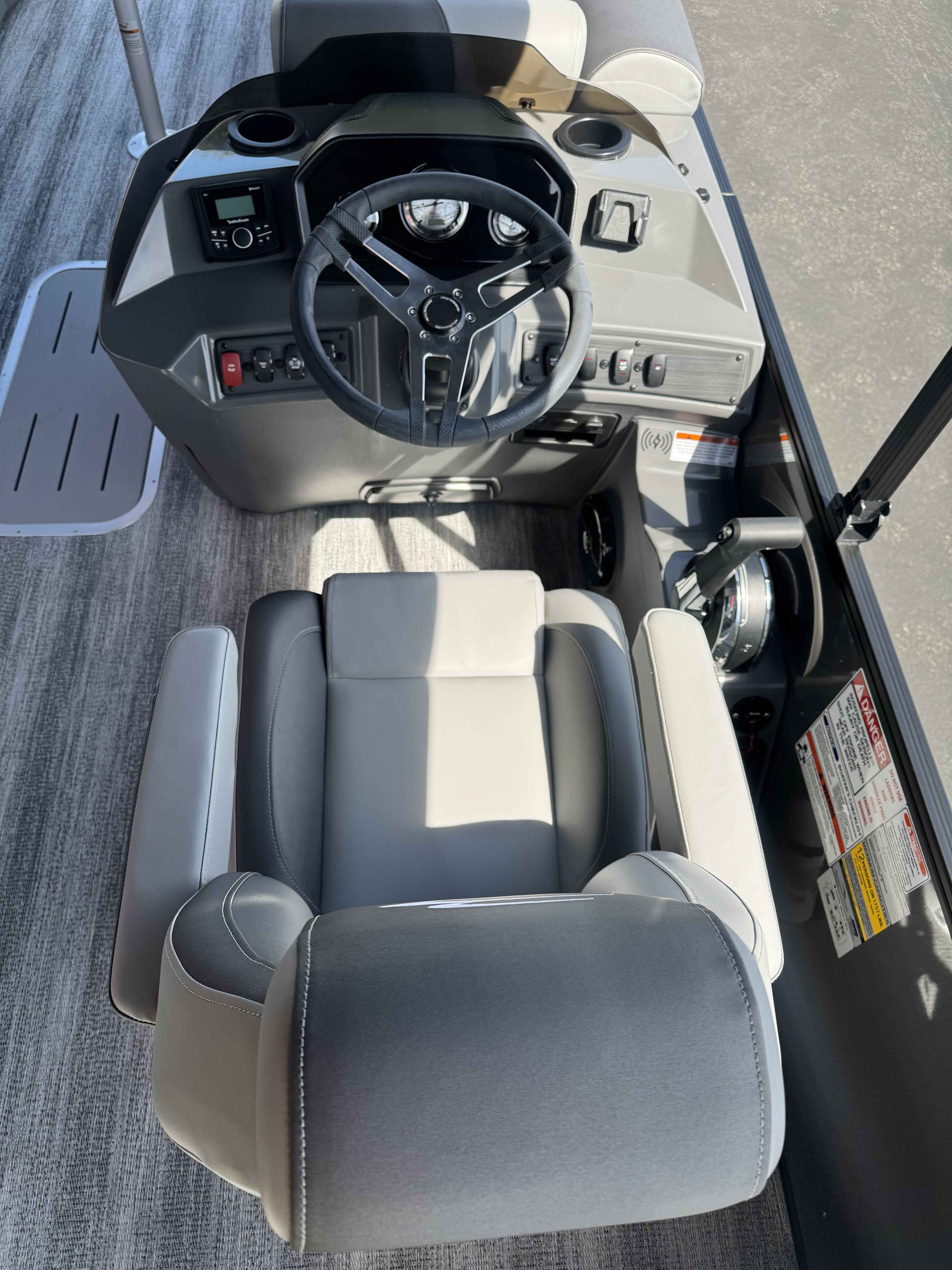 2025 Bennington 23S SR-7