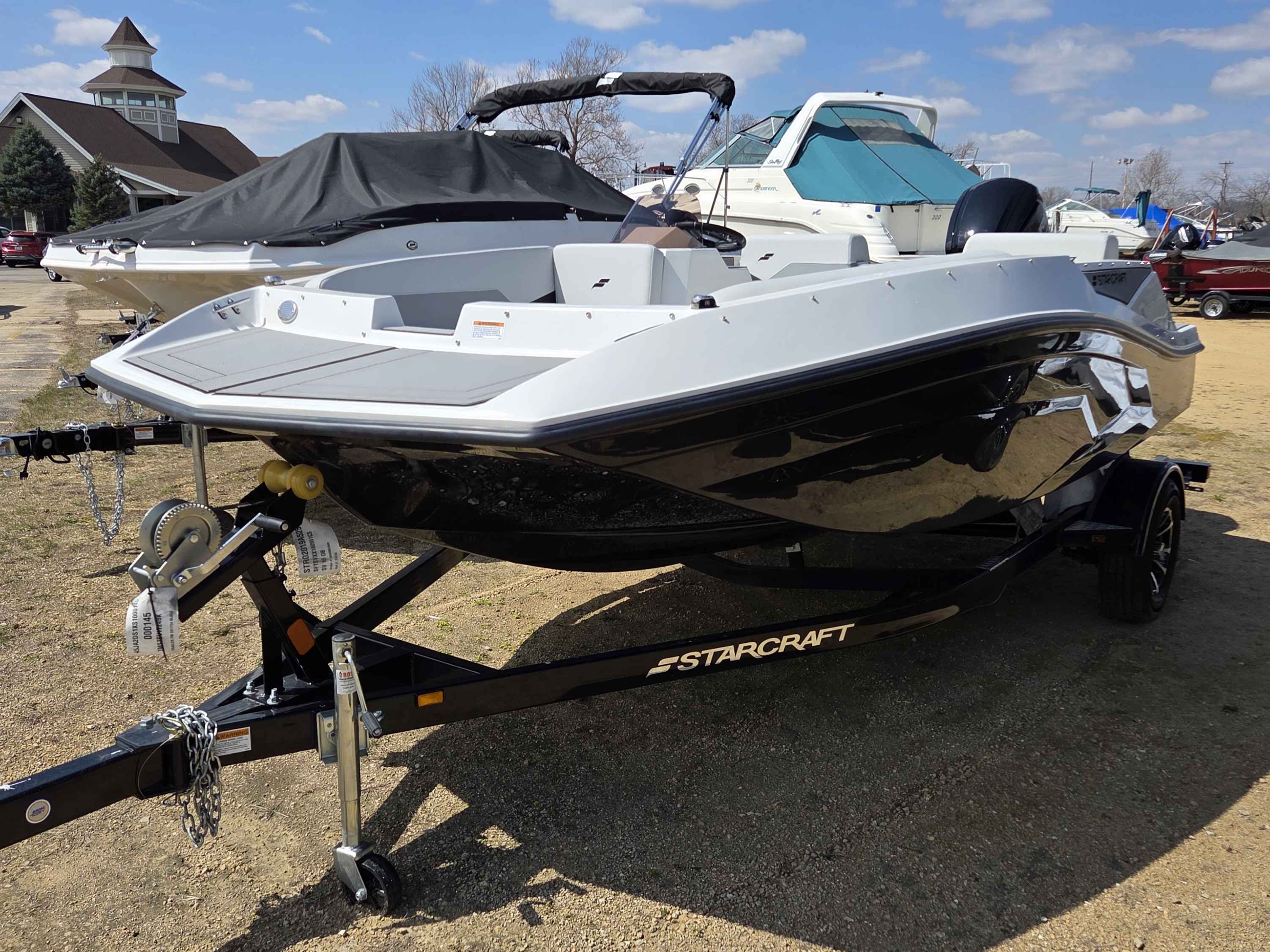 2025 Starcraft SV 16 OB