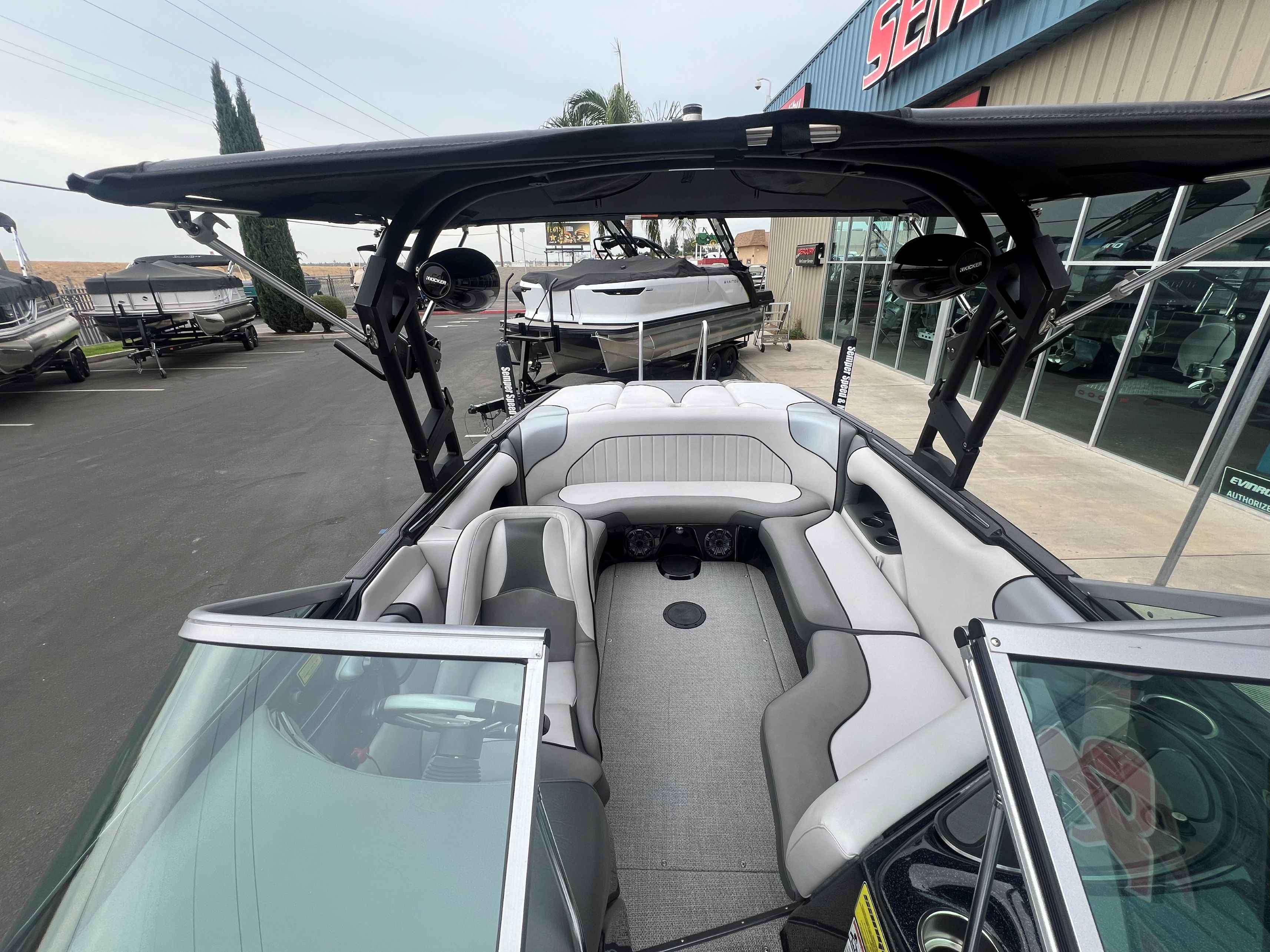 2023 Sanger V215 SX-9