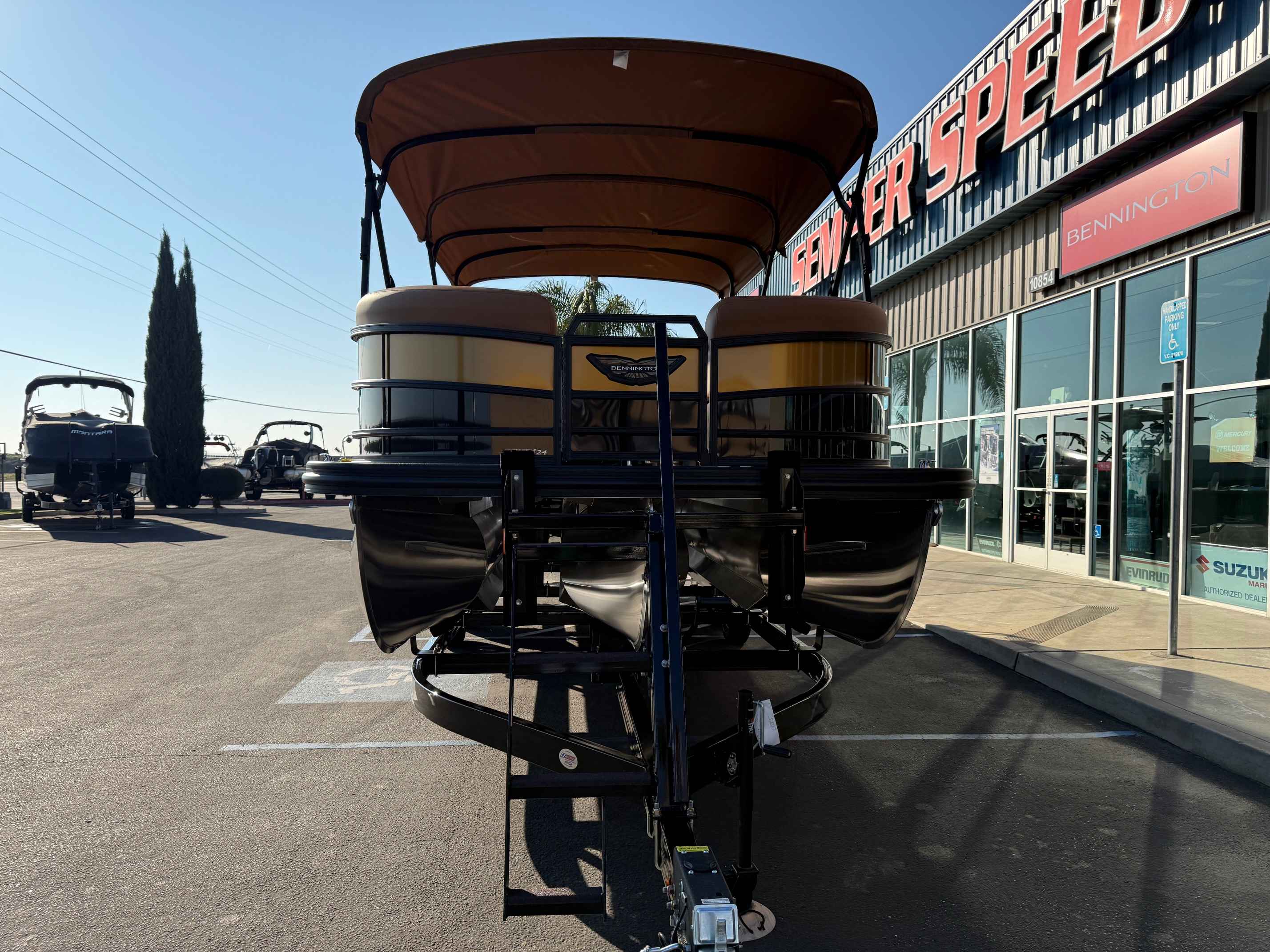 2025 Bennington 24 MFB-14