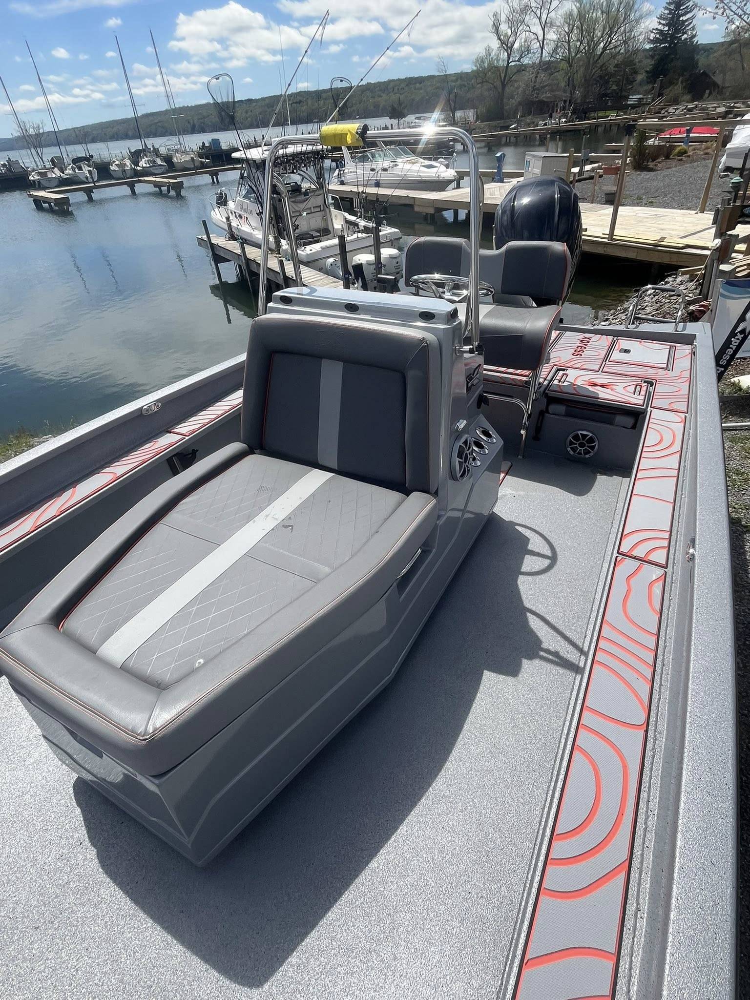 2025 Xpress Hyper-Lift Bay-12
