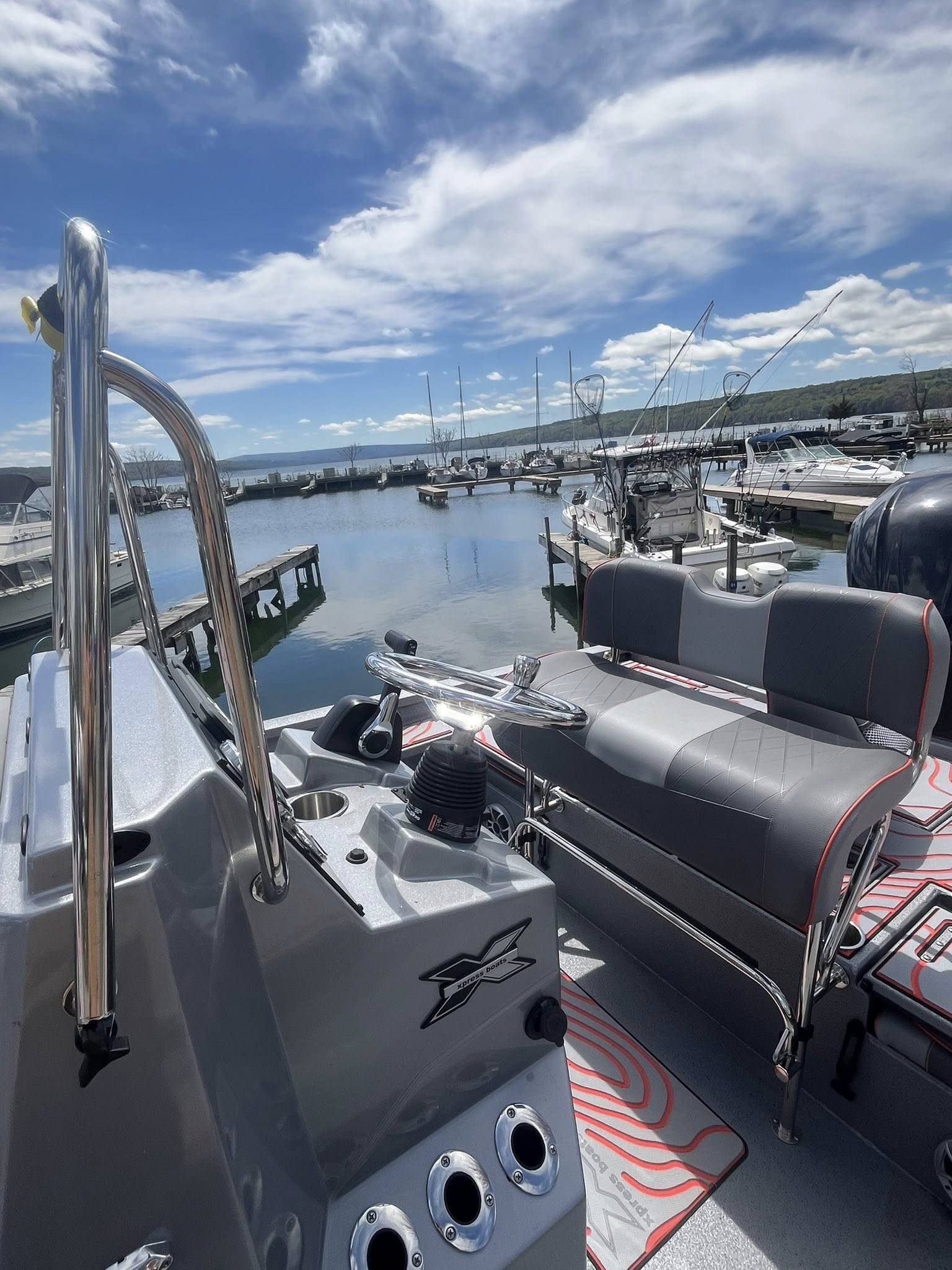 2025 Xpress Hyper-Lift Bay-13