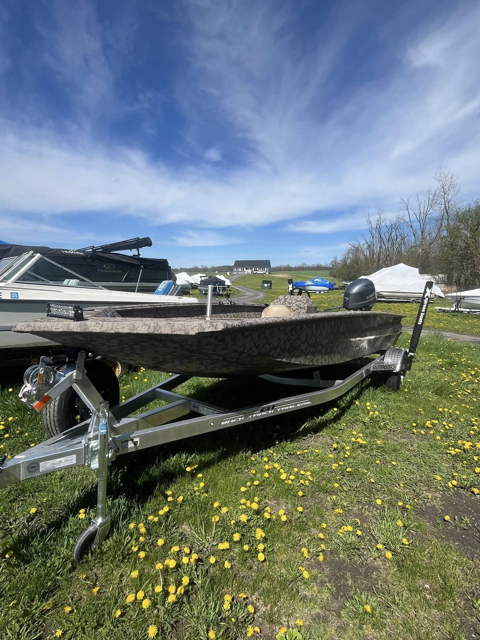 2025 Xpress Boats Hyper-Lift Duck Boat