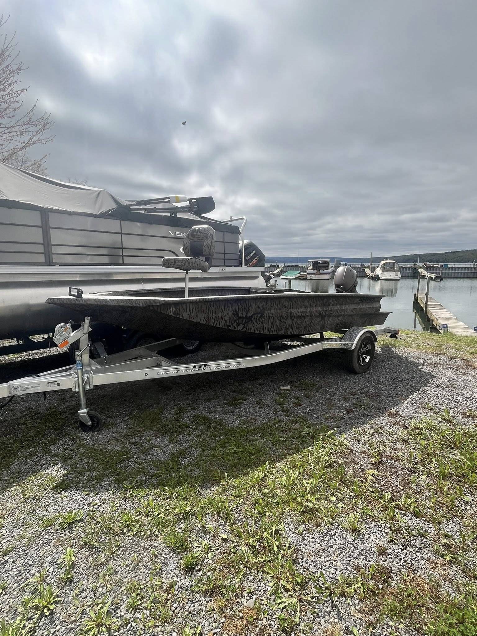 2025 Xpress Boats Hyper-Lift Duck Boat-6