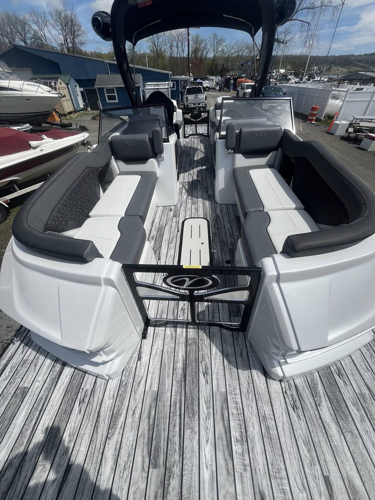 2025 Veranda V ONE 25-9
