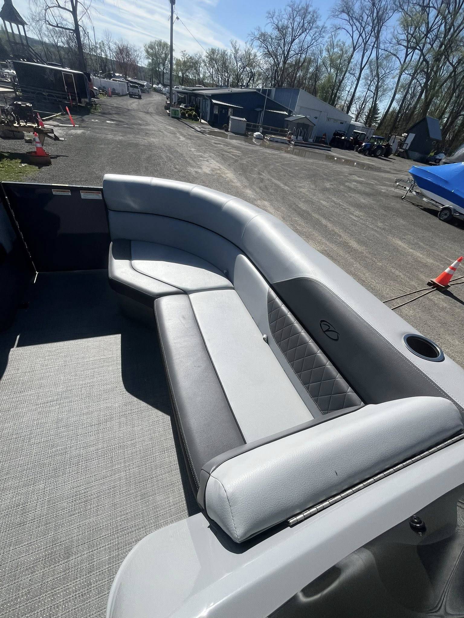 2024 Veranda Vista 20RC-12