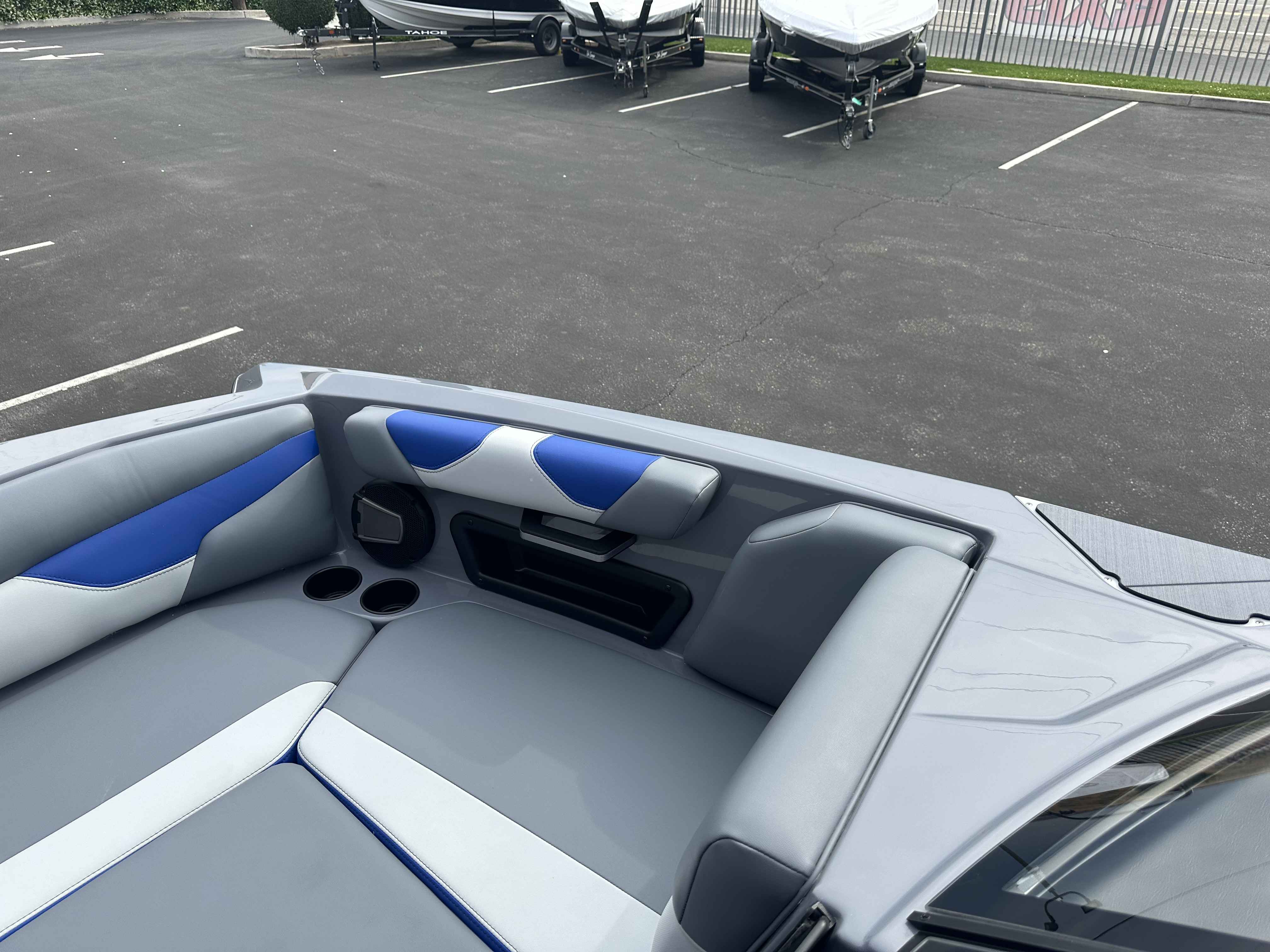 2025 Axis A20-9