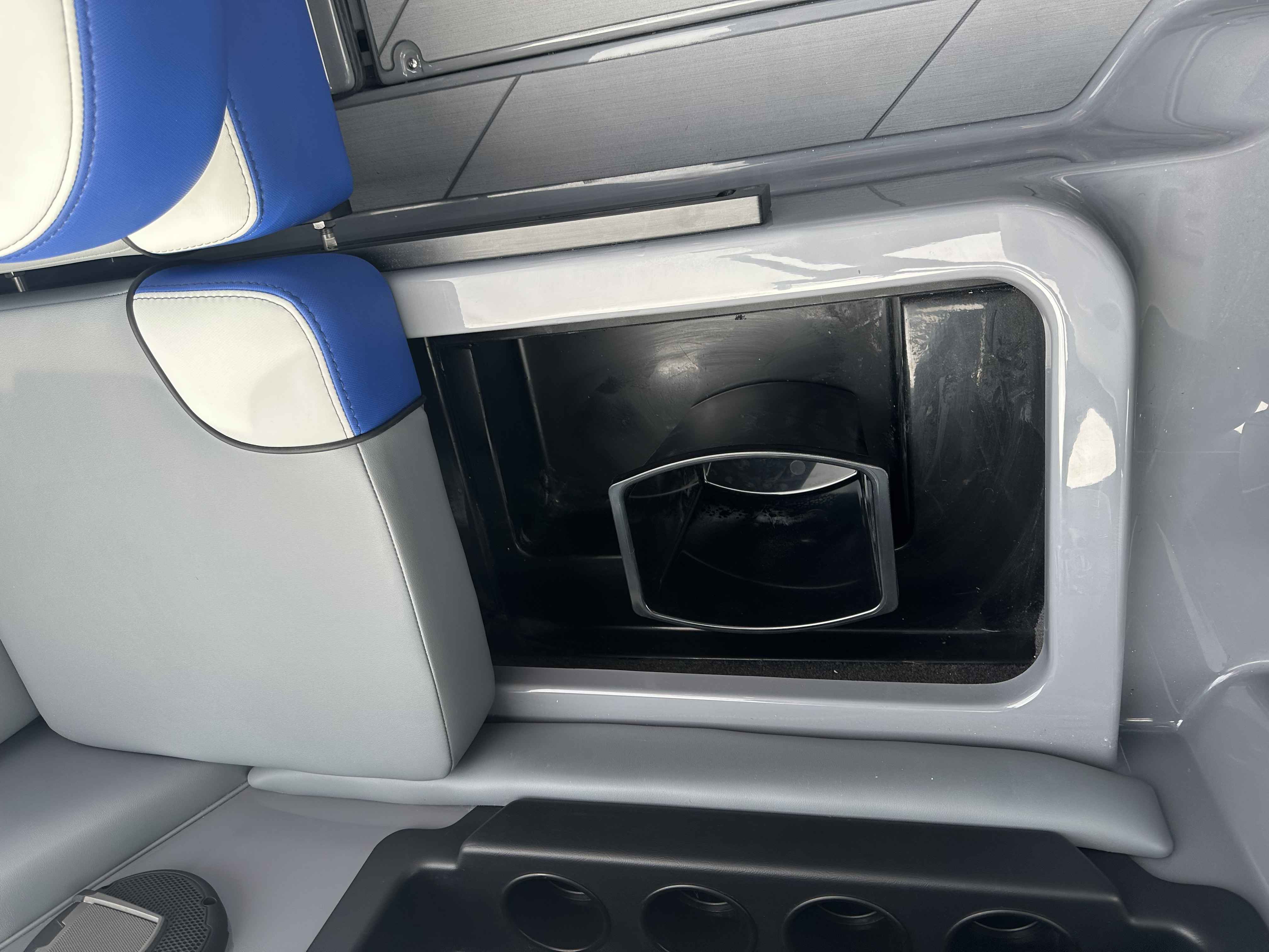 2025 Axis A20-16