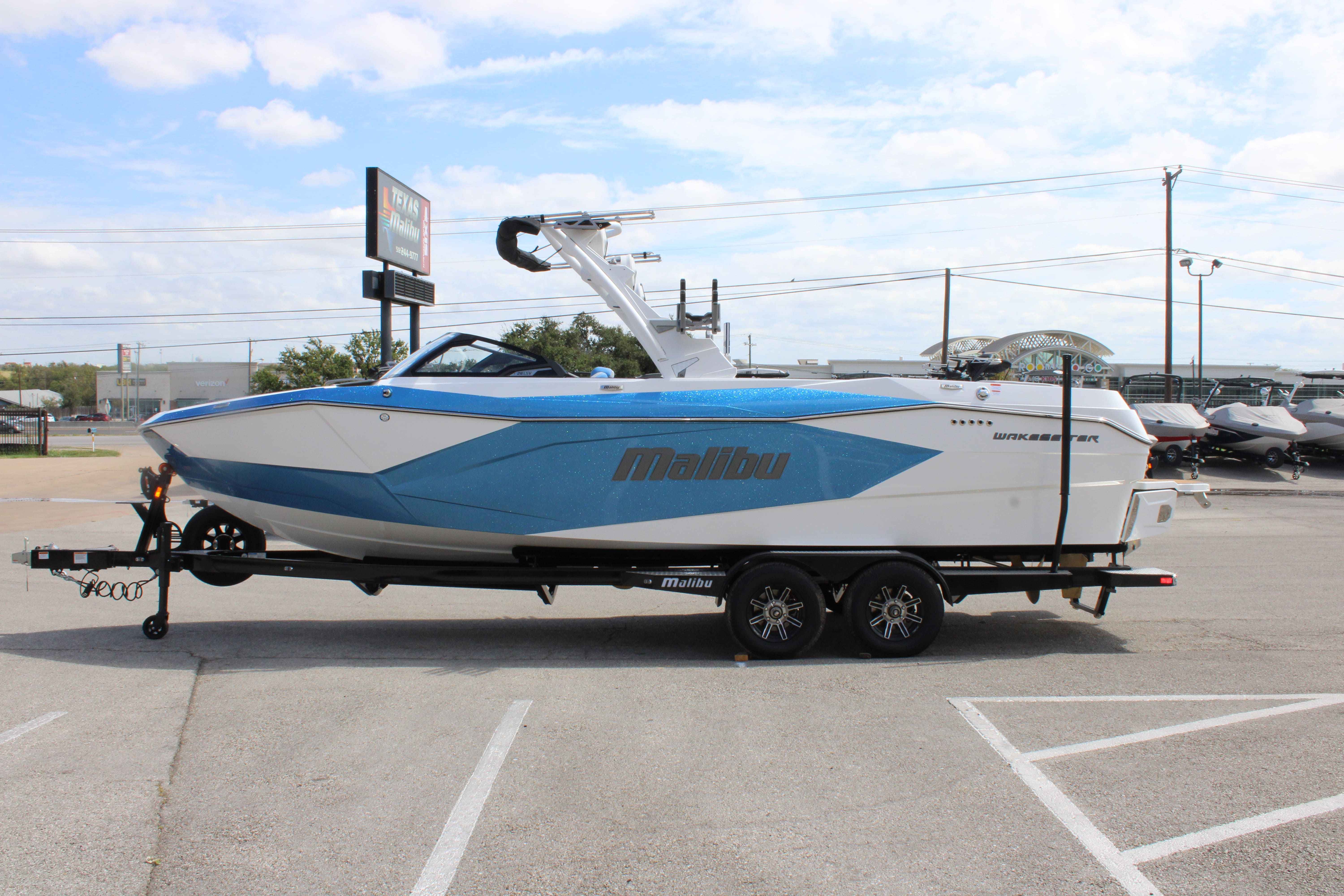 2024 Malibu Boats Wakesetter 26 LSV-5