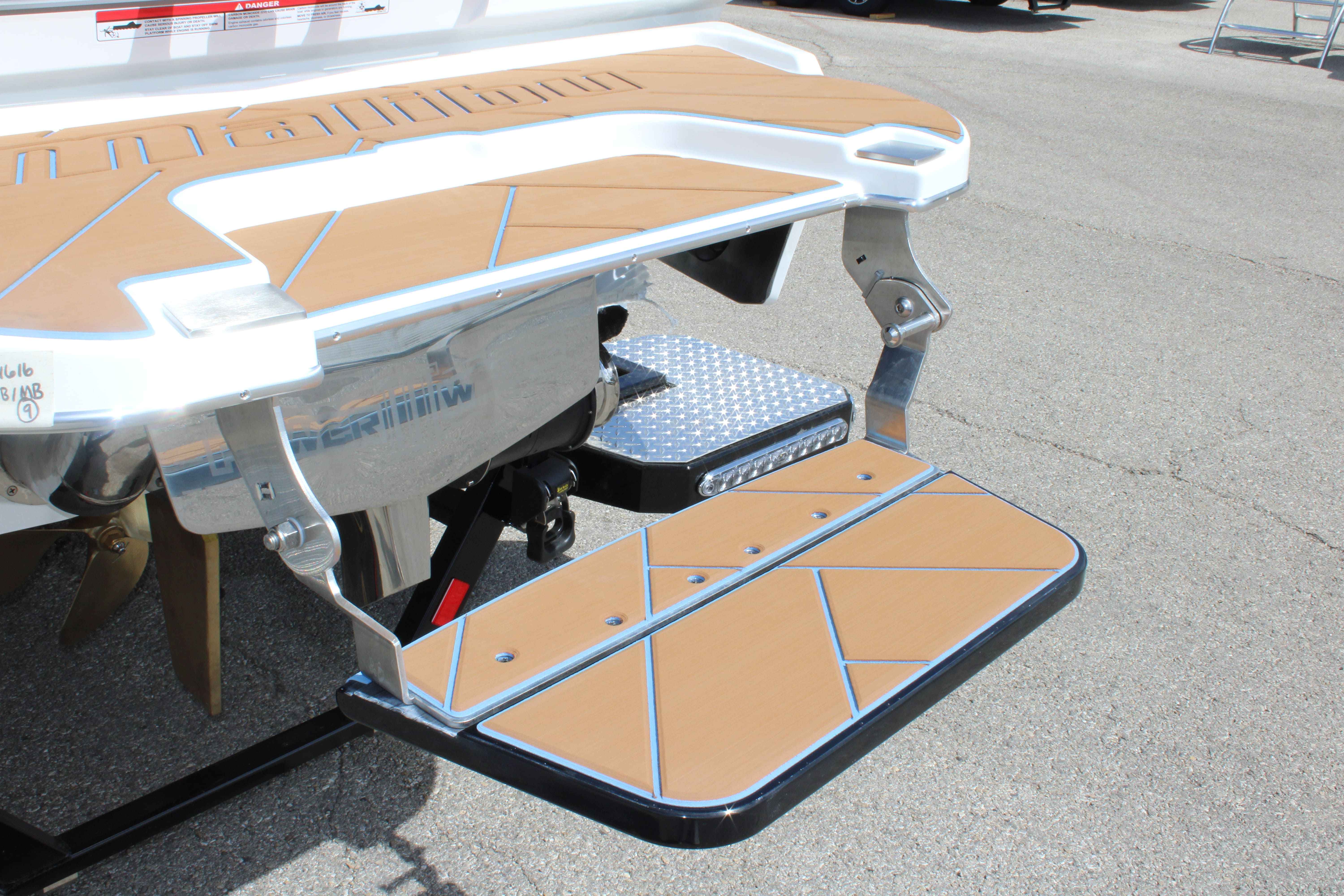 2024 Malibu Boats Wakesetter 26 LSV-9