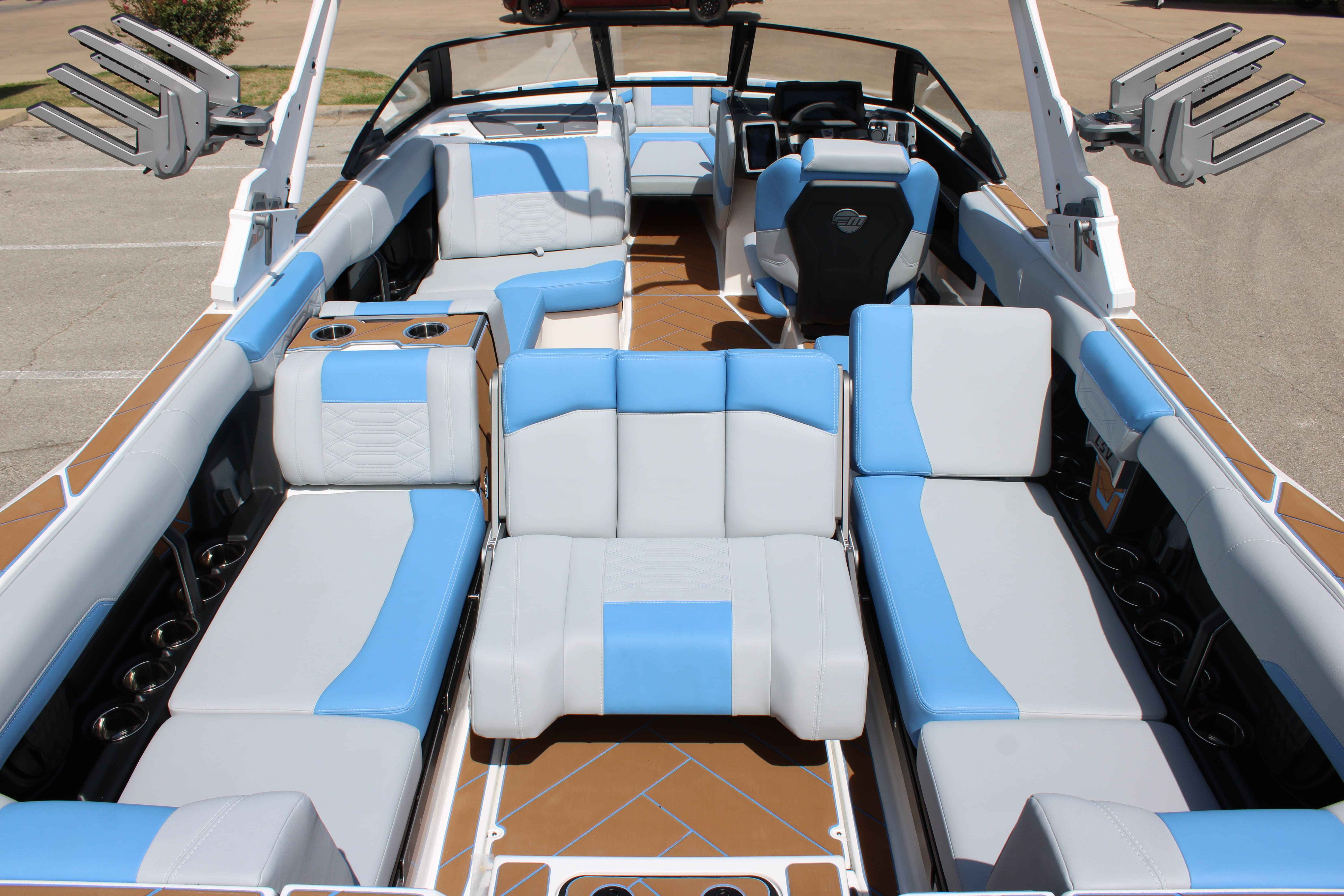 2024 Malibu Boats Wakesetter 26 LSV-13