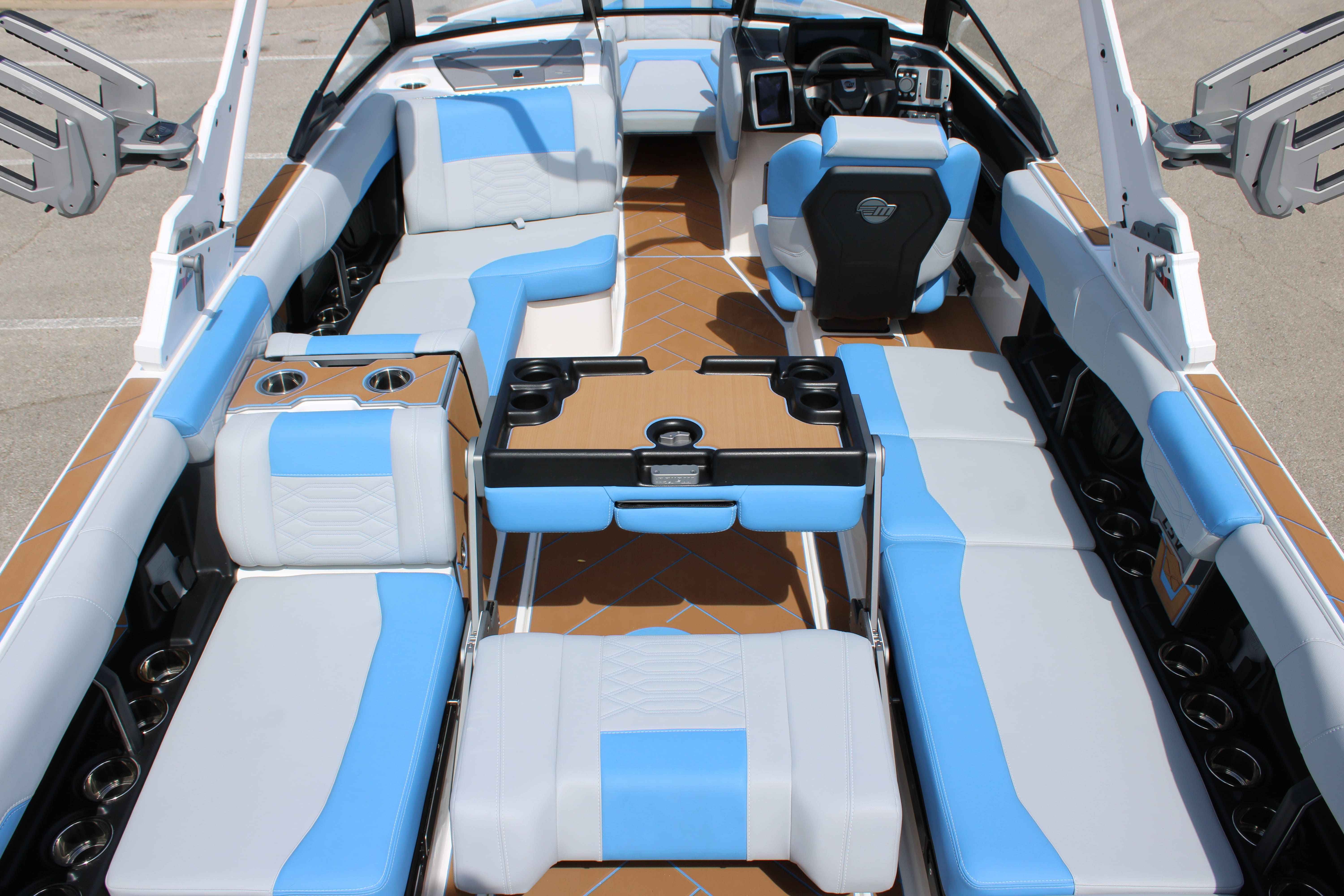 2024 Malibu Boats Wakesetter 26 LSV-14