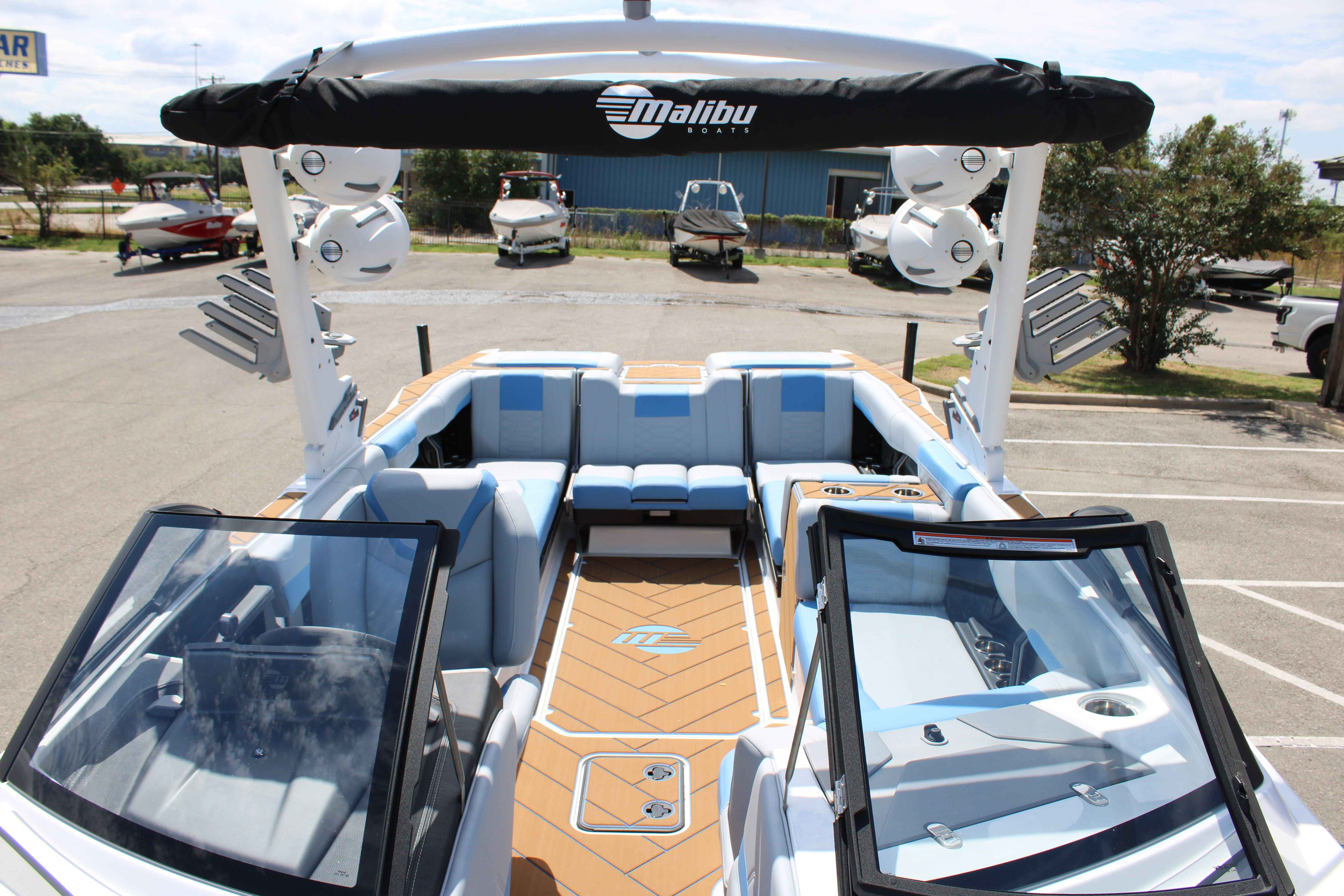 2024 Malibu Boats Wakesetter 26 LSV-20