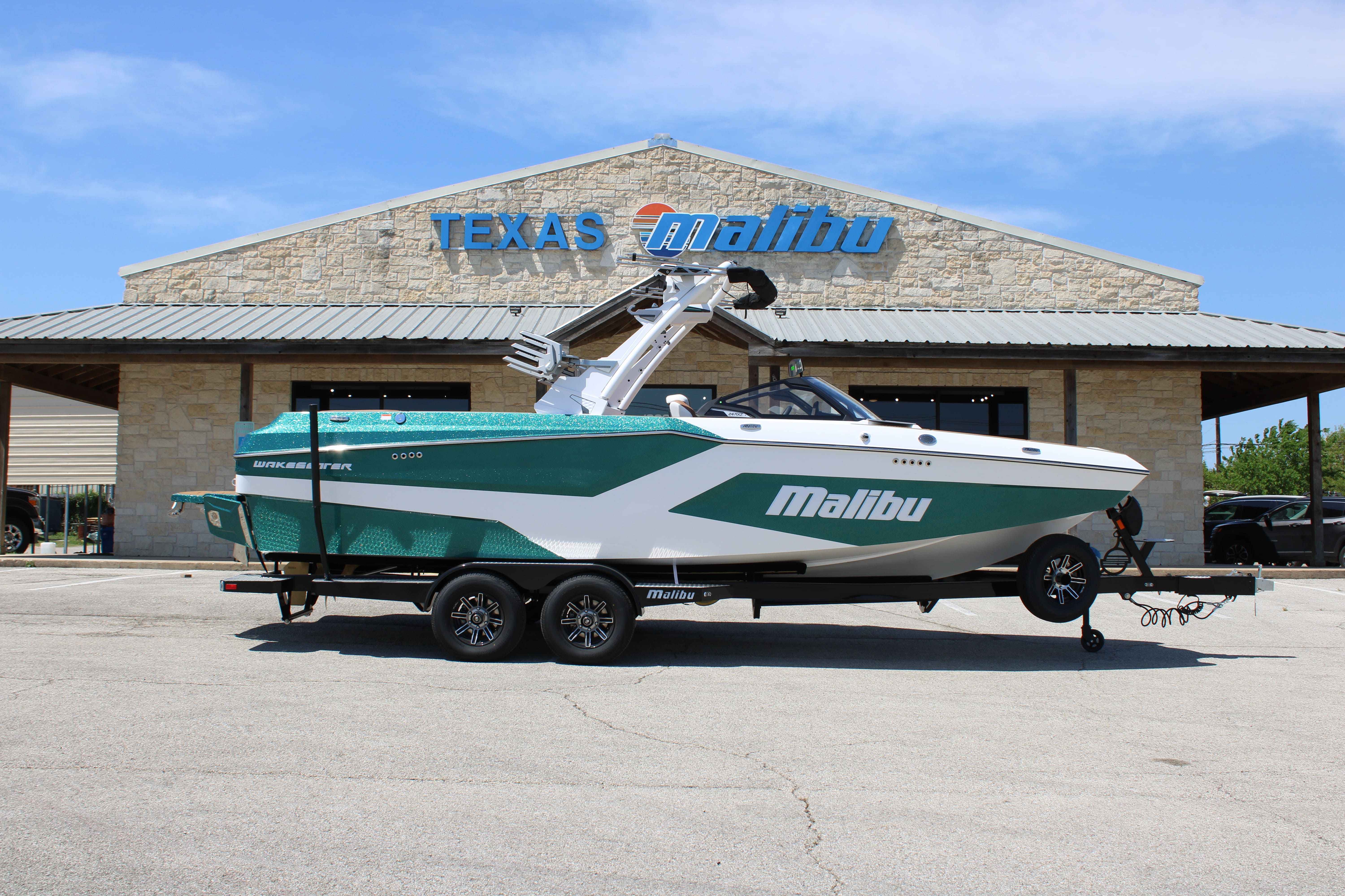 2025 Malibu Boats Wakesetter 24 MXZ