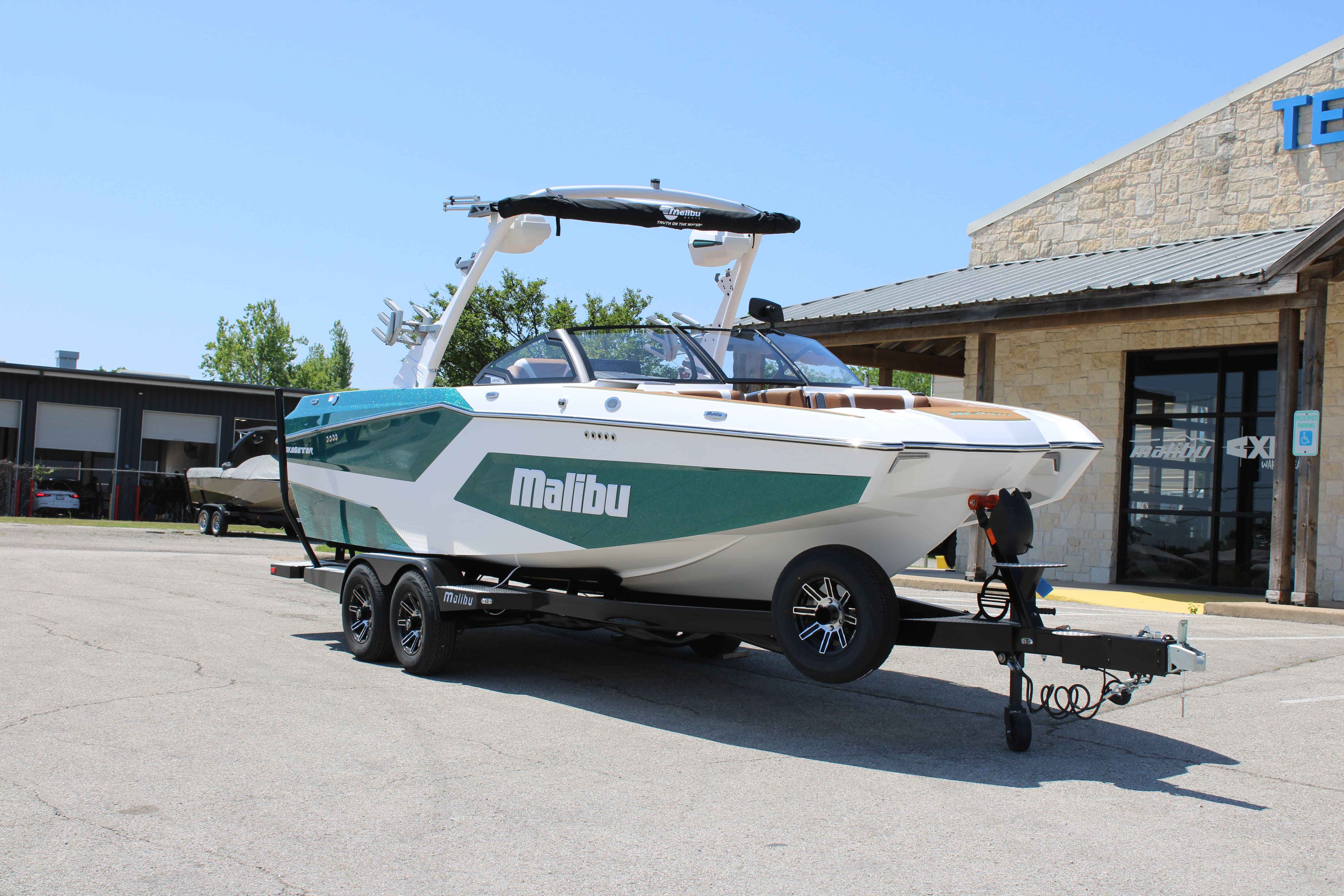 2025 Malibu Boats Wakesetter 24 MXZ-2