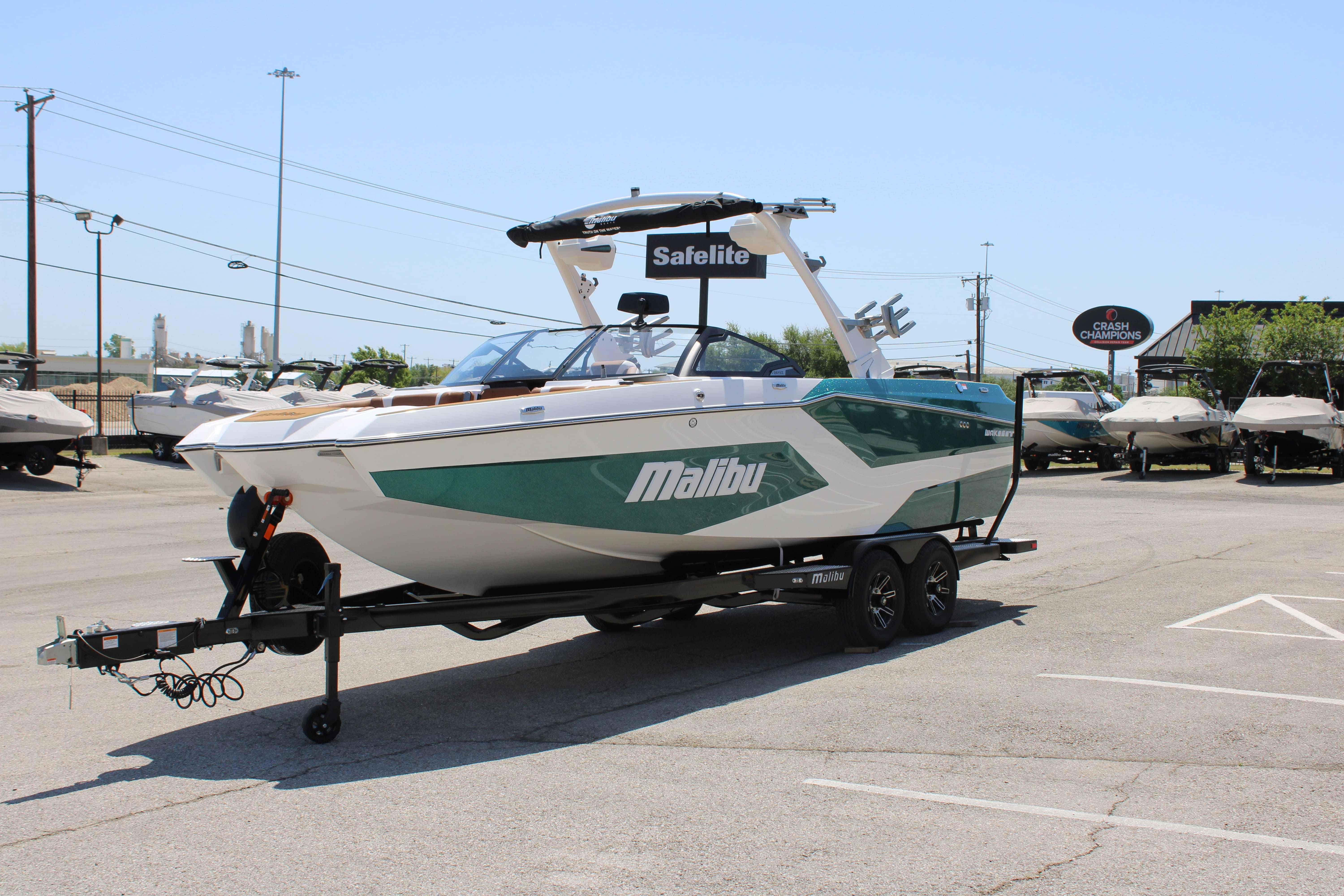 2025 Malibu Boats Wakesetter 24 MXZ-4