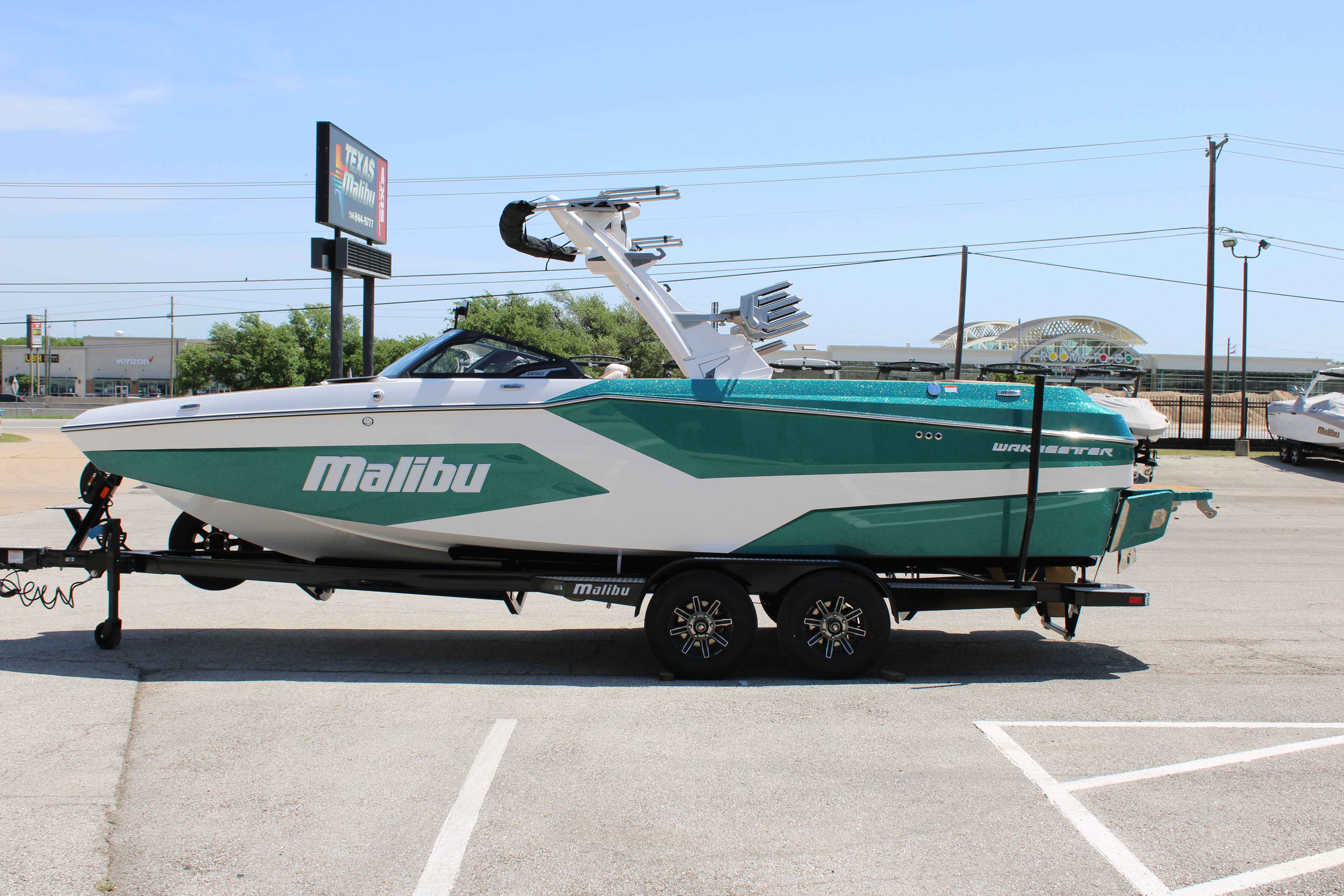 2025 Malibu Boats Wakesetter 24 MXZ-5