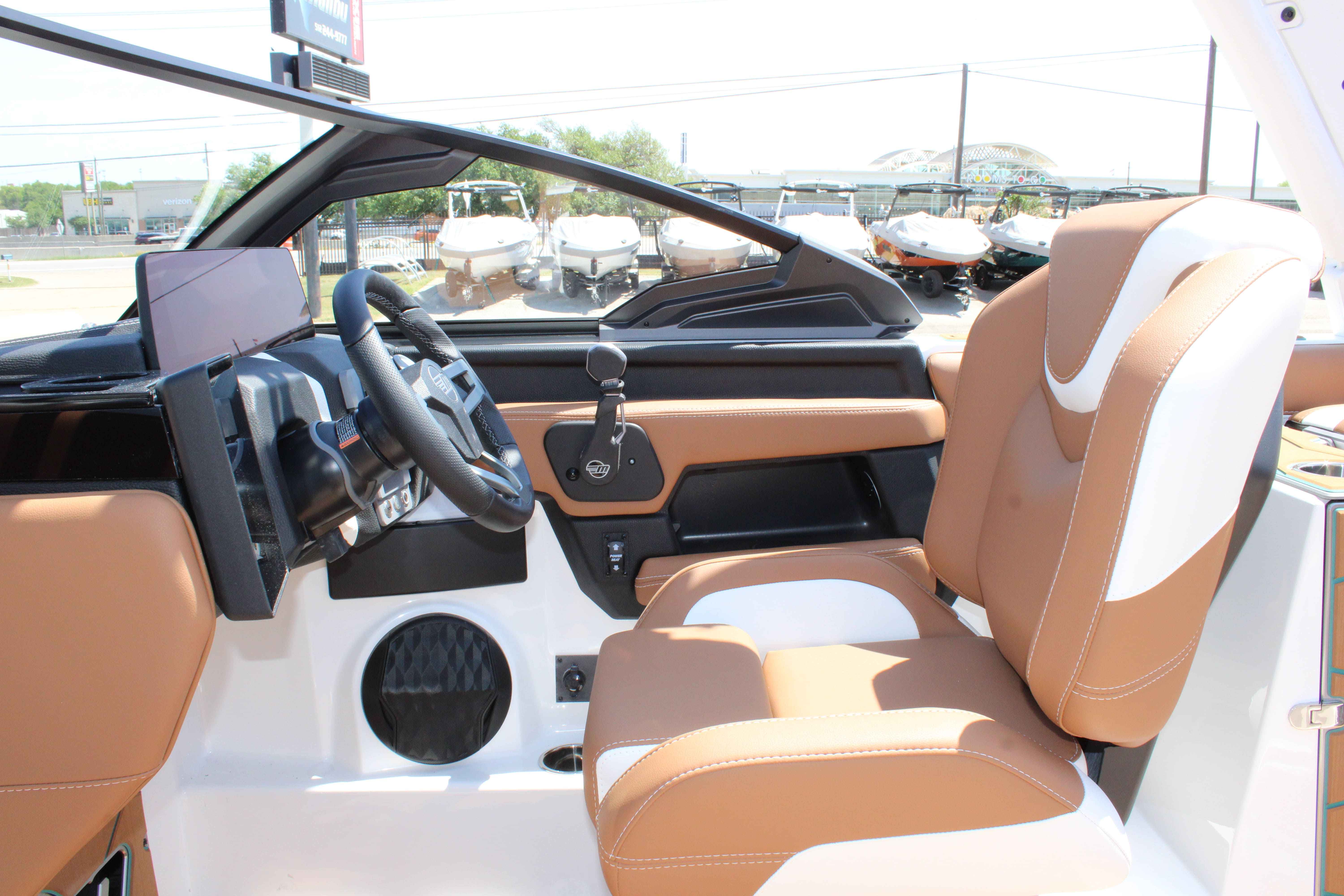 2025 Malibu Boats Wakesetter 24 MXZ-16