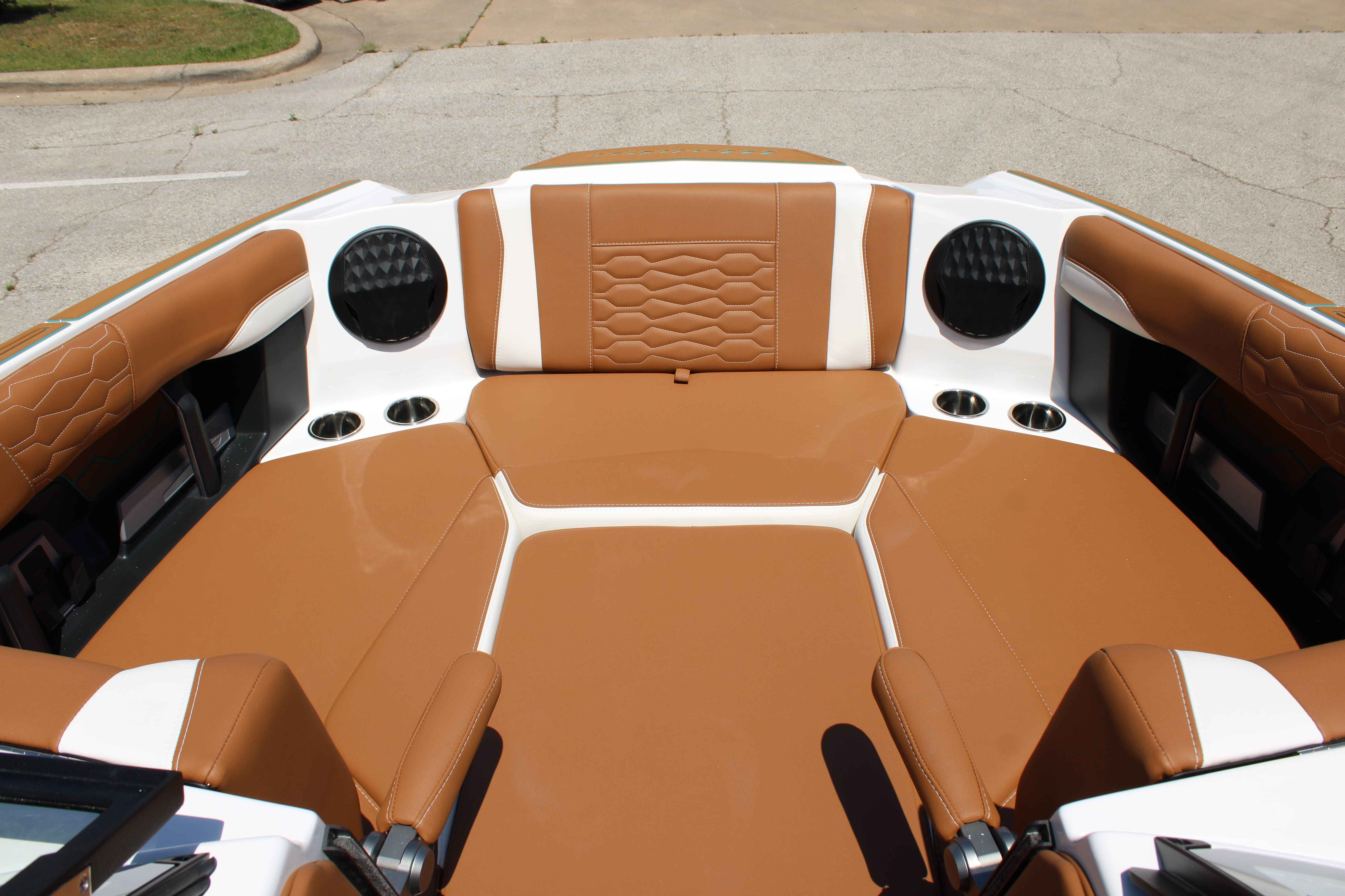 2025 Malibu Boats Wakesetter 24 MXZ-17