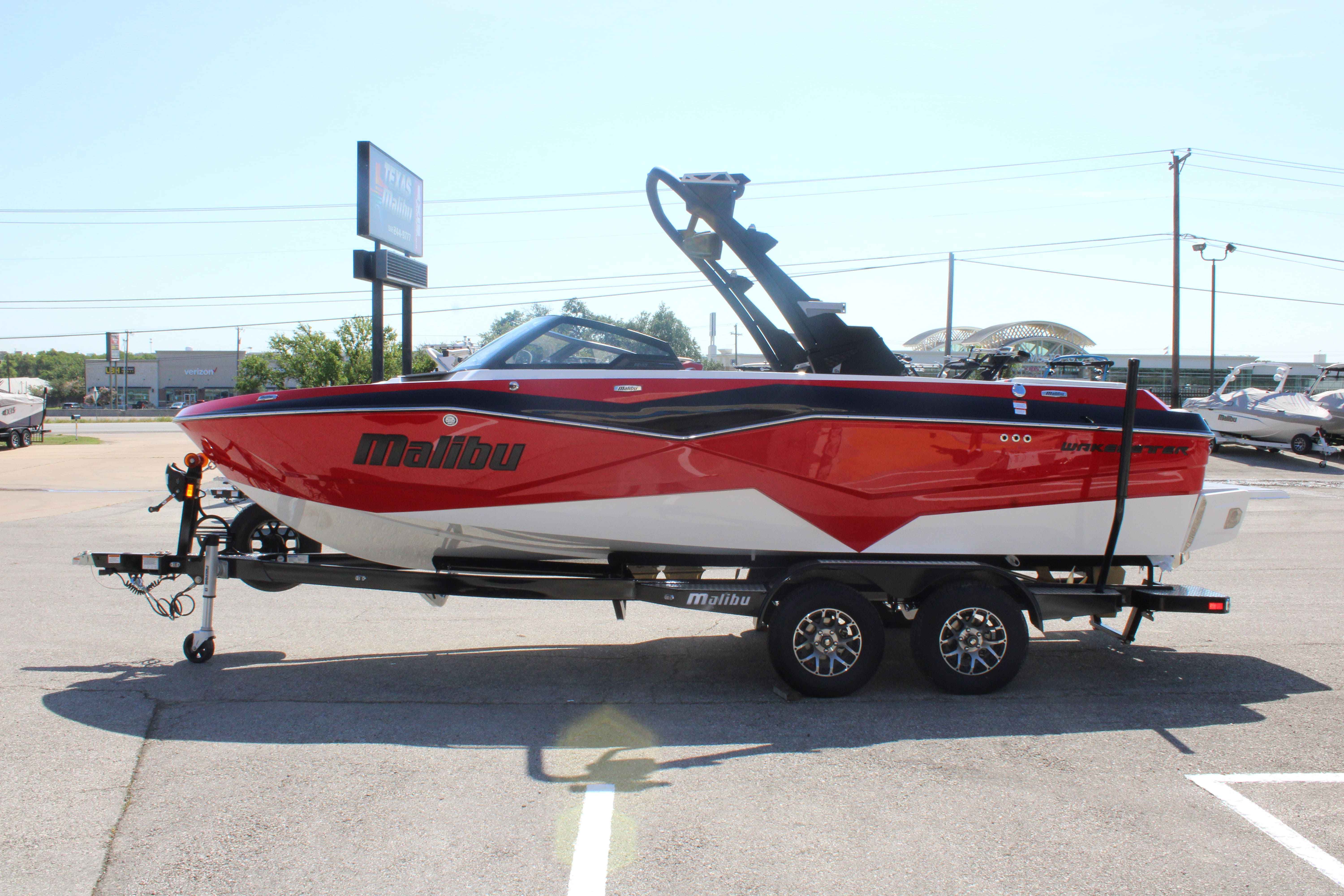 2023 Malibu Boats Wakesetter 22 LSV-5