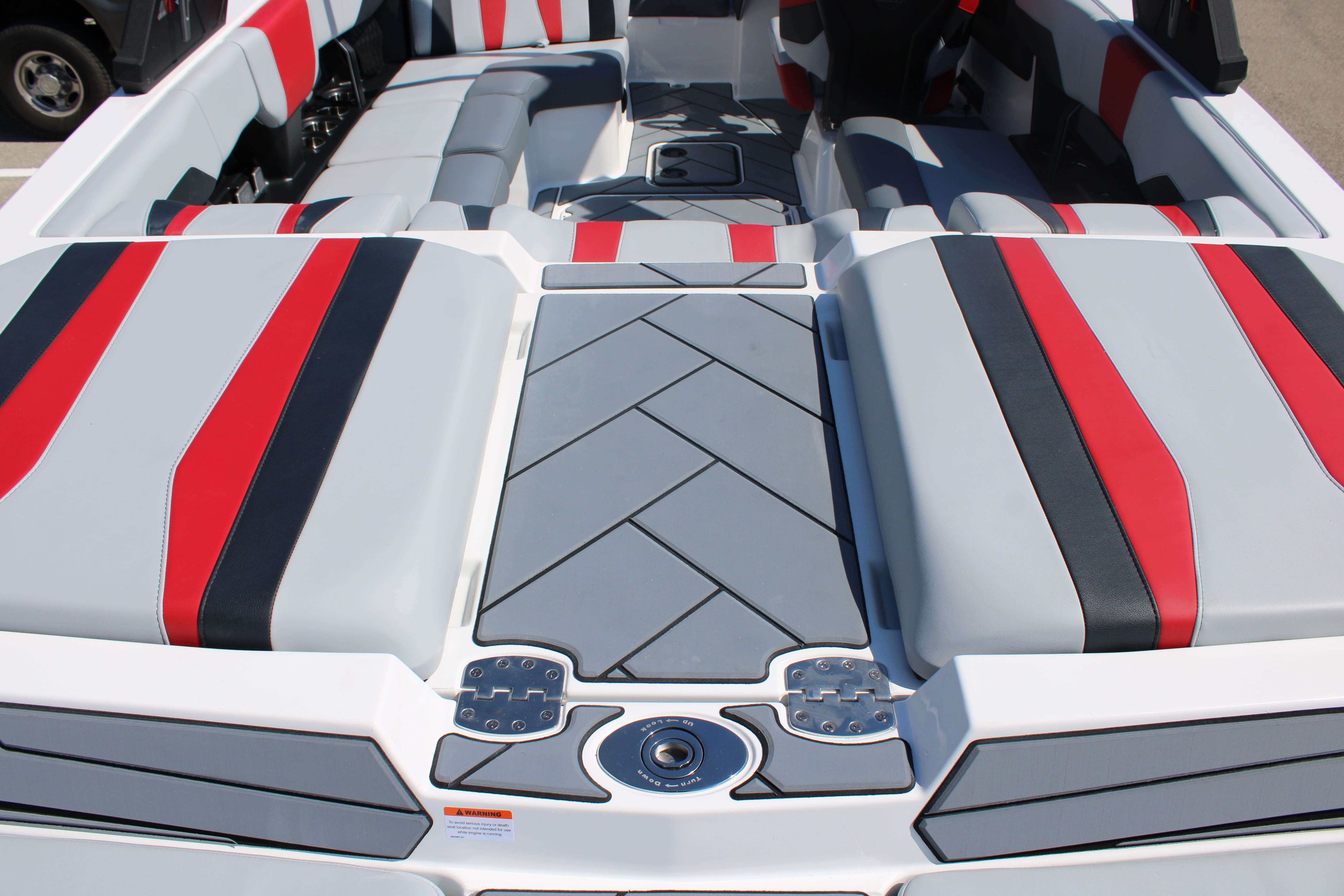 2023 Malibu Boats Wakesetter 22 LSV-11